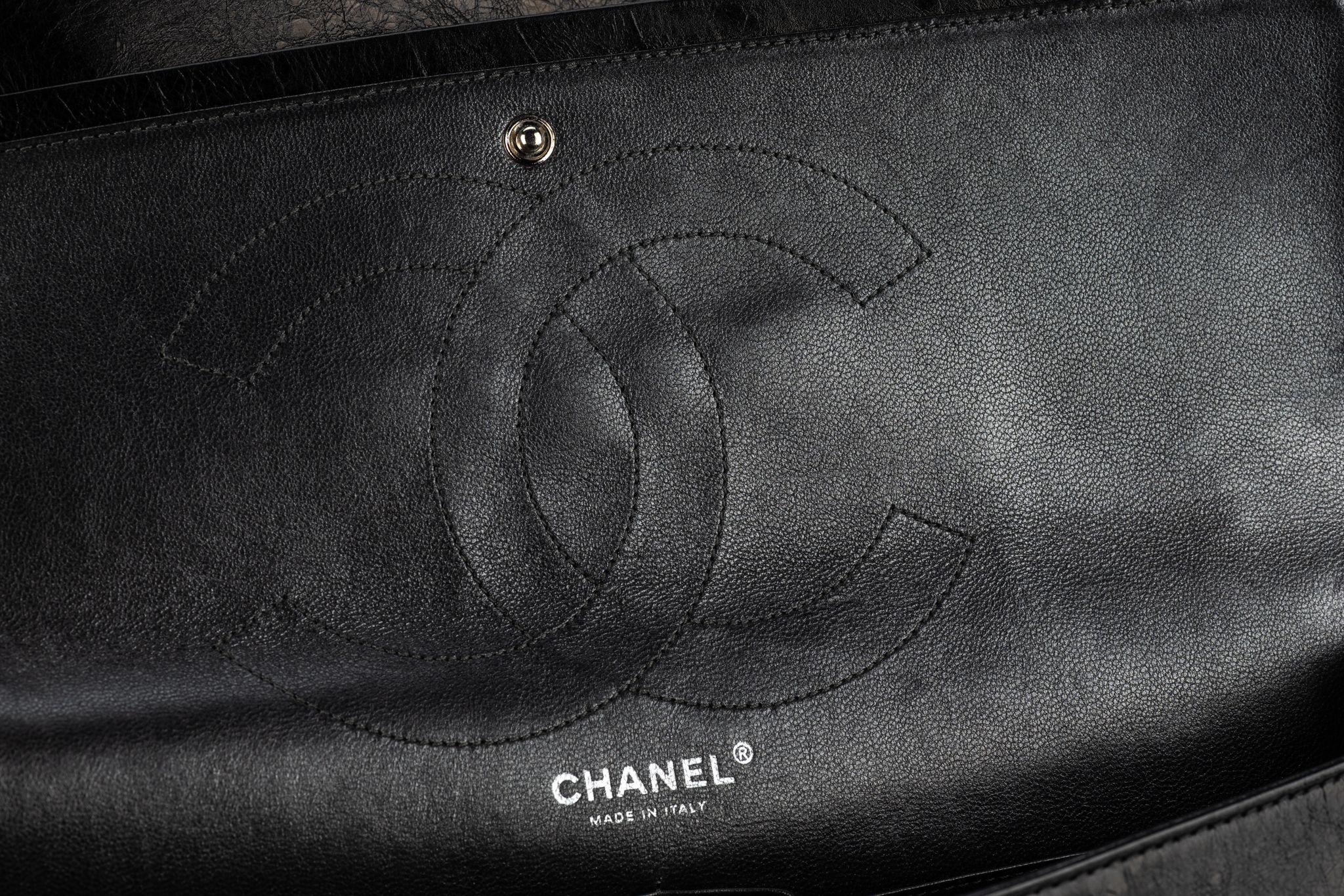 Chanel Black Reissue Borsa a doppia patta 227 in vendita 9