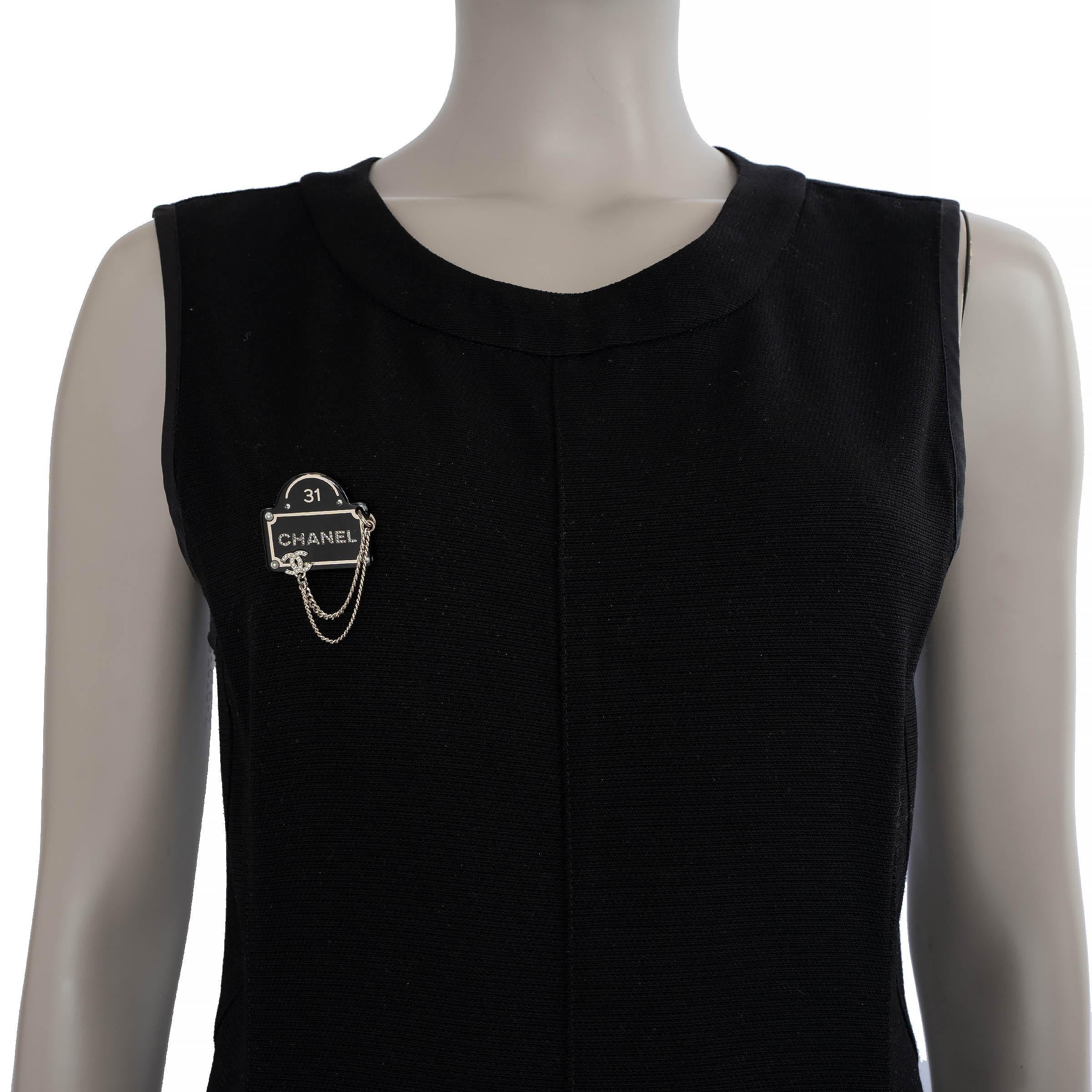 CHANEL black resin 22B RUE CAMBON STREET SIGN STRASS Brooch For Sale 1