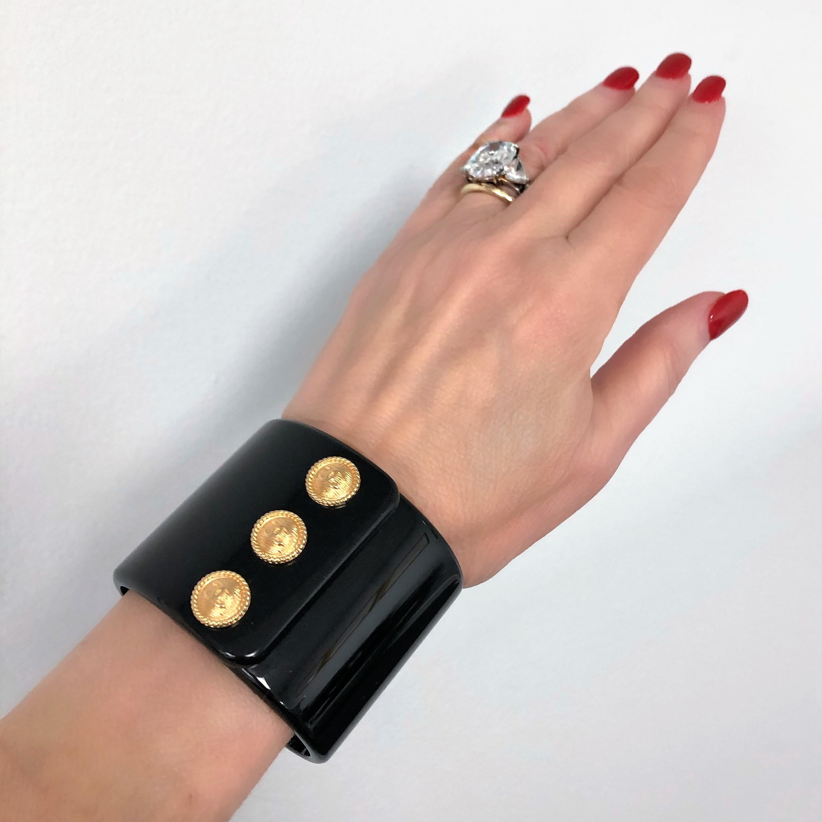 Chanel Black Resin 3 Button Cuff Bracelet 2018 Fall Collection For Sale 6