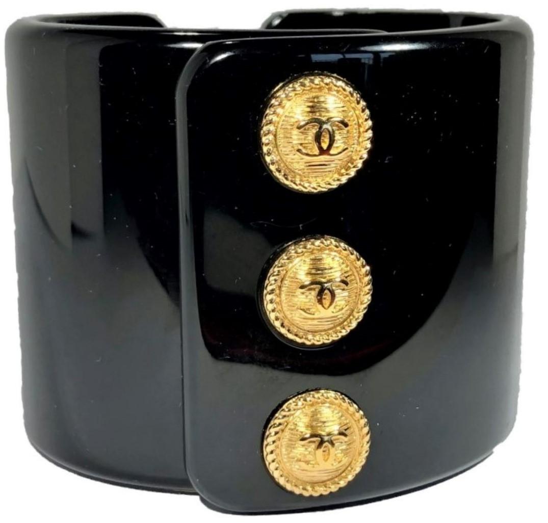 chanel cuff