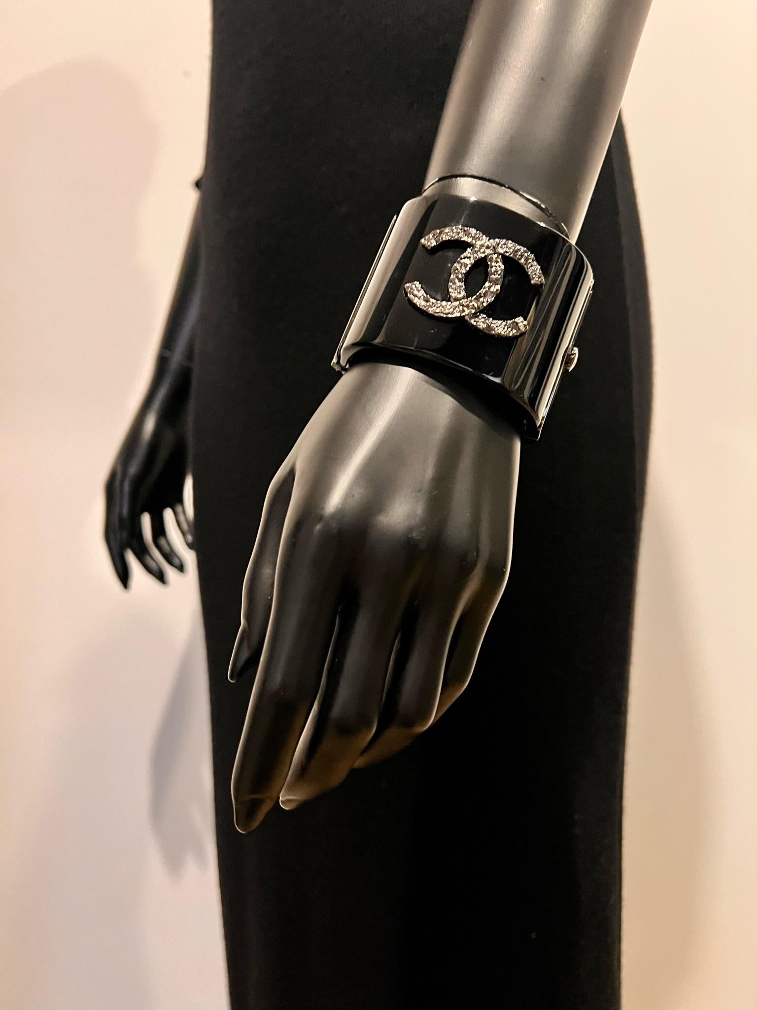 Women's Chanel Black Resin And Silver CC Cuff