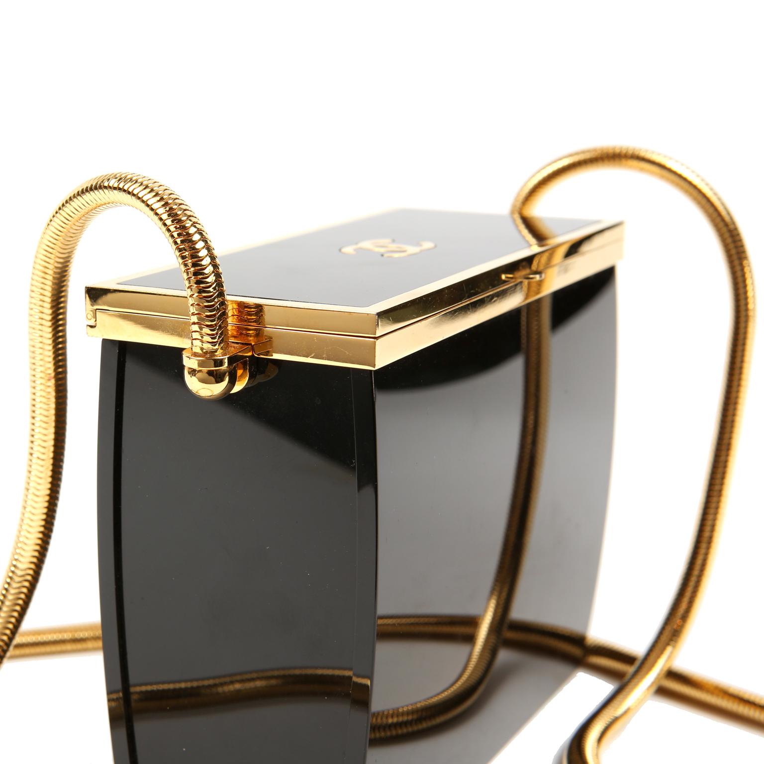 Sac de soirée en résine noire de Chanel avec GHW en vente 10