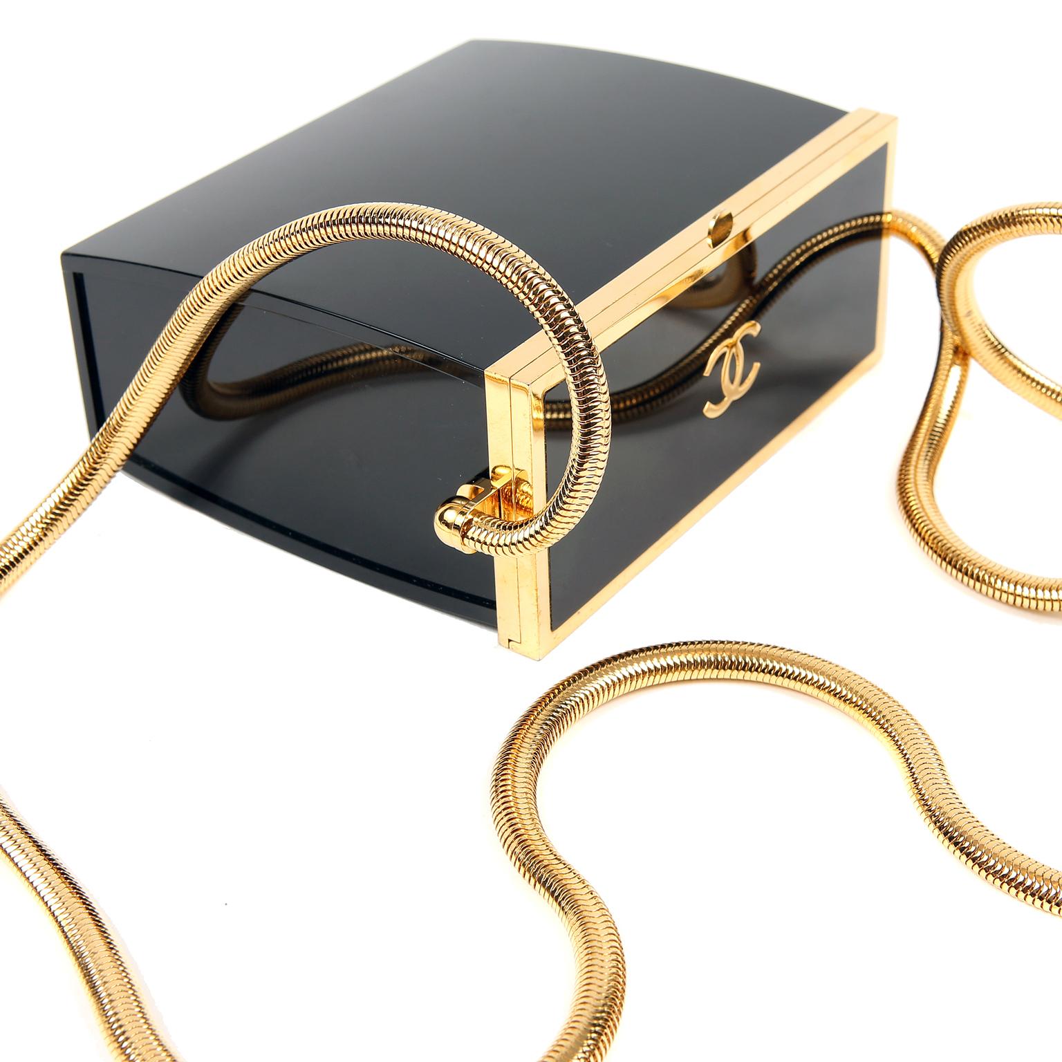 Sac de soirée en résine noire de Chanel avec GHW en vente 2