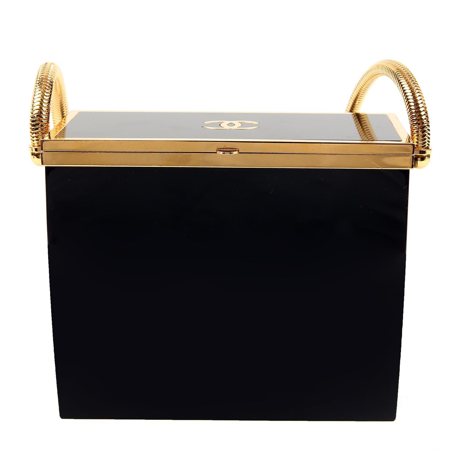 Sac de soirée en résine noire de Chanel avec GHW en vente 4