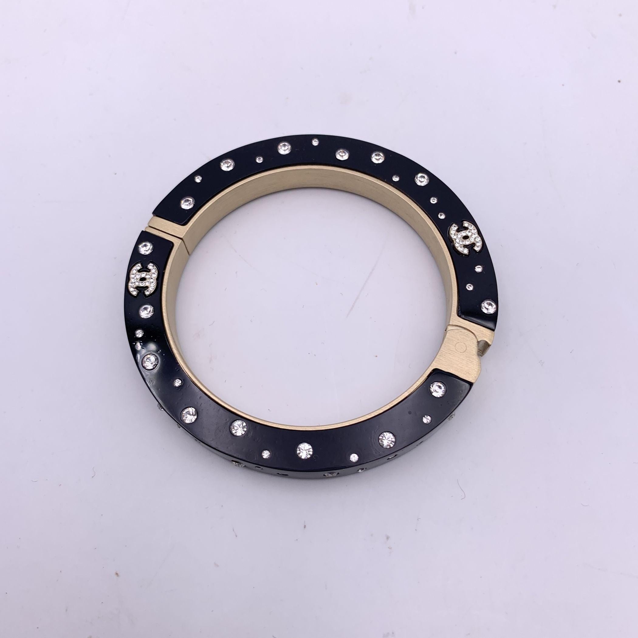 Chanel Black Resin Rhinestone Crystal CC Logo Cuff Bangle Bracelet For Sale 1