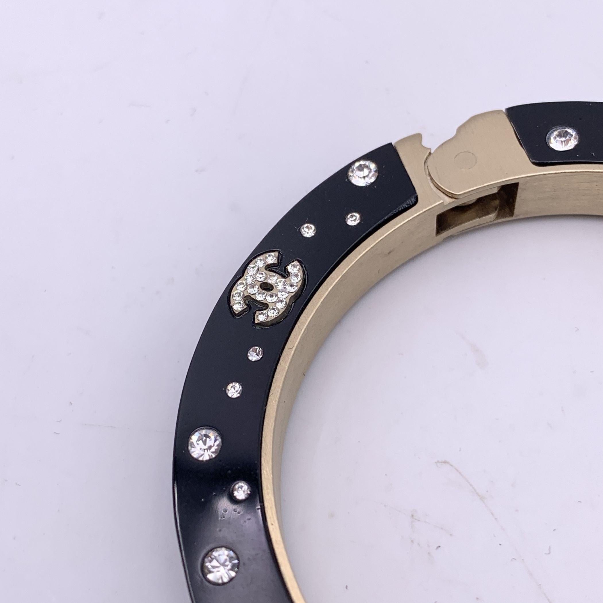 Chanel Black Resin Rhinestone Crystal CC Logo Cuff Bangle Bracelet For Sale 2