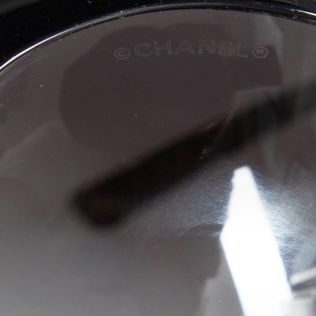 De las mujeres Chanel Gafas de sol redondas negras con detalle de perlas de imitación en venta