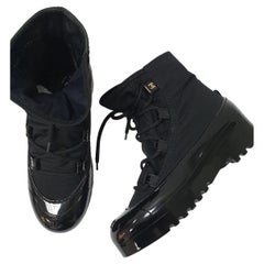 Chanel Schwarzer Gummi-Nylon-Stiefel CC Logo Größe 38
