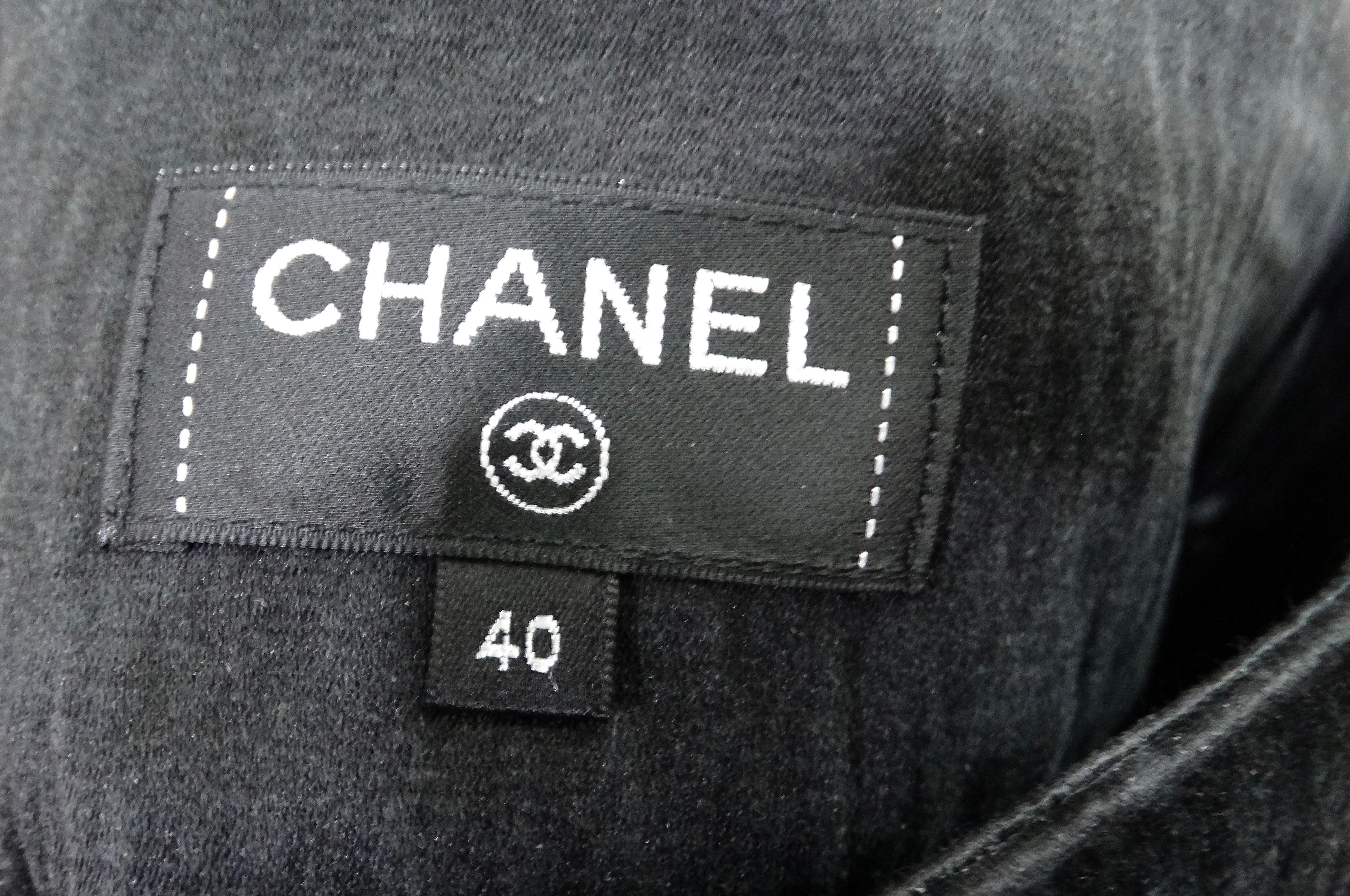 Chanel Black Ruched & Belted Silk Jacket & Skirt Suit Set circa 2019 en venta 11