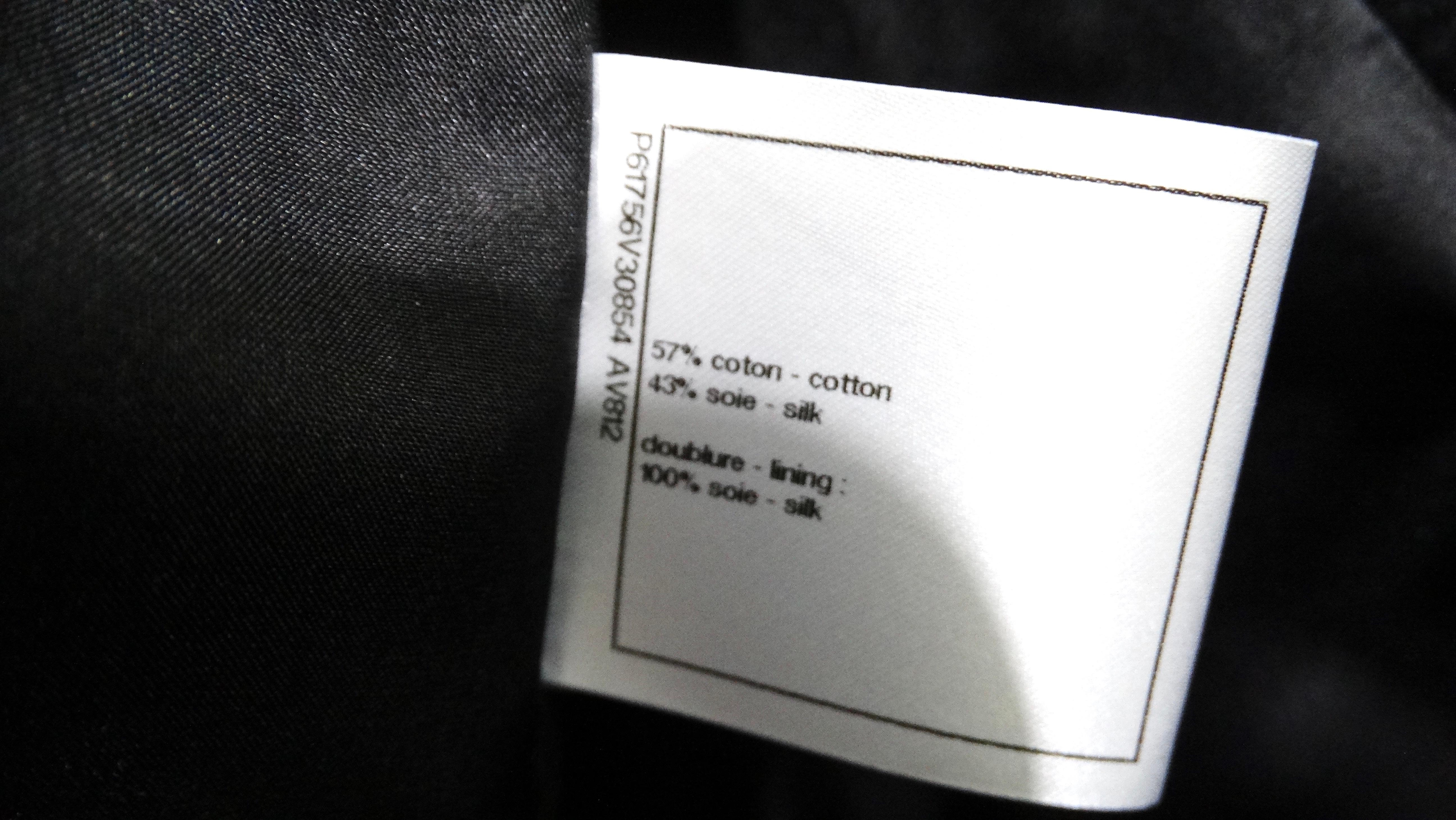 Chanel Black Ruched & Belted Silk Jacket & Skirt Suit Set circa 2019 en venta 12
