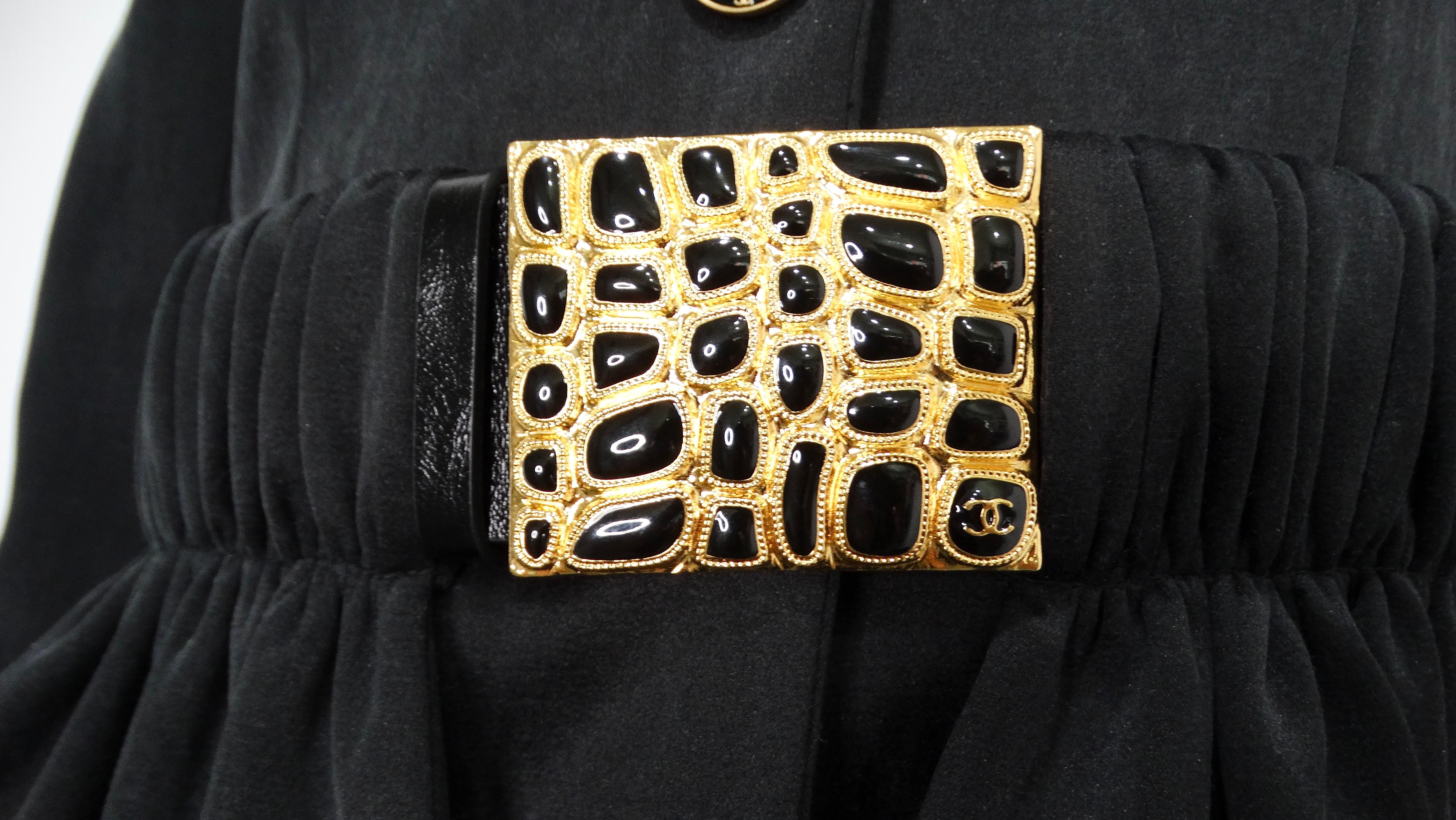 De las mujeres Chanel Black Ruched & Belted Silk Jacket & Skirt Suit Set circa 2019 en venta