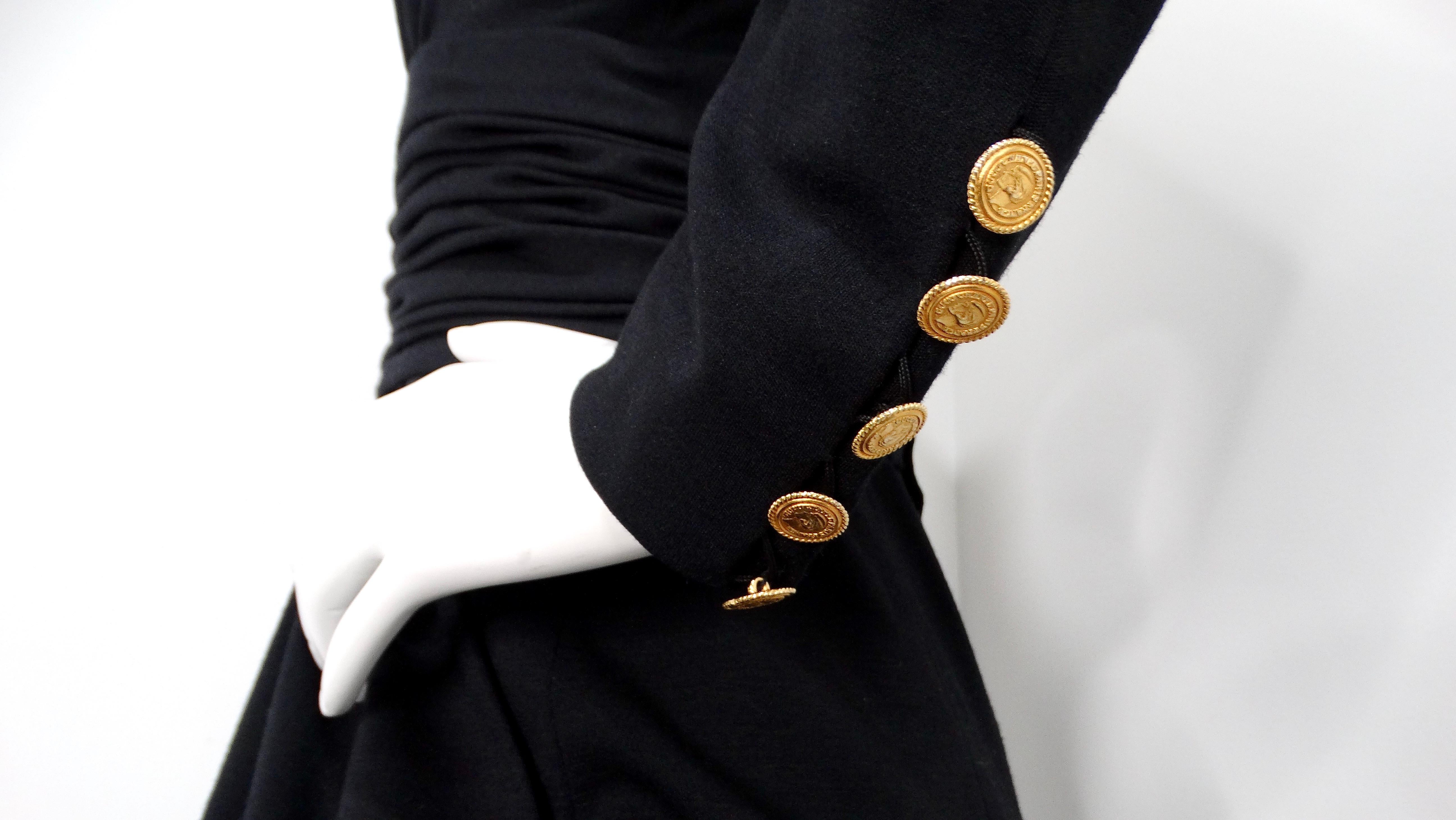 Chanel Black Ruched Waist V-Neck Long Sleeve Dress circa 1980s (Robe à manches longues à col en V et à taille froncée) en vente 2