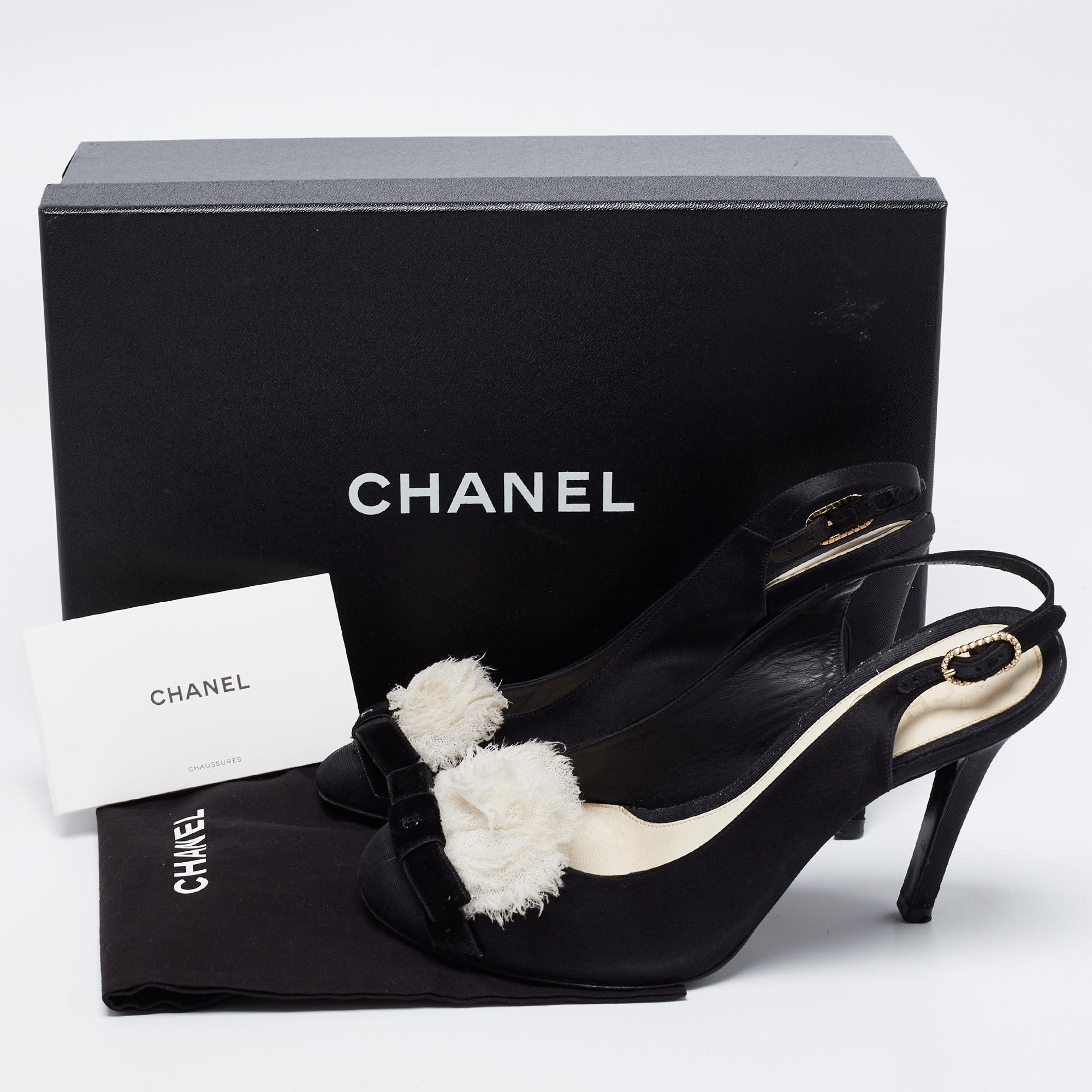 Chanel Black Satin and Fabric CC Bow Slingback Pumps Size 37.5 4