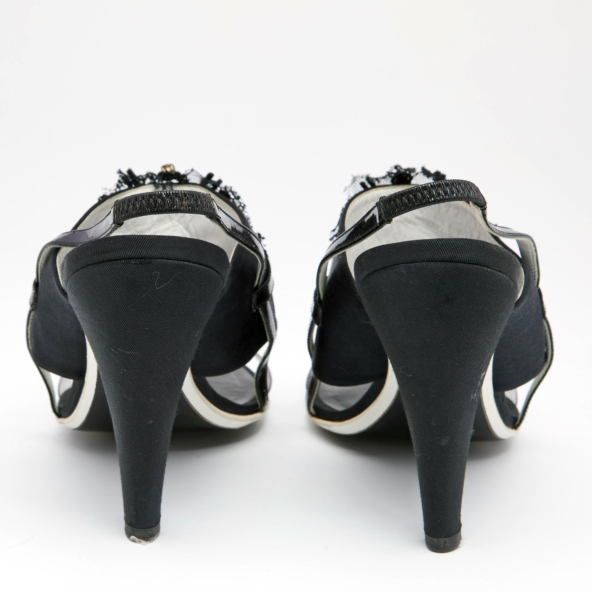 Chanel Black Satin And PVC Embellished Slingback Sandals Size 40 In Good Condition For Sale In Dubai, Al Qouz 2
