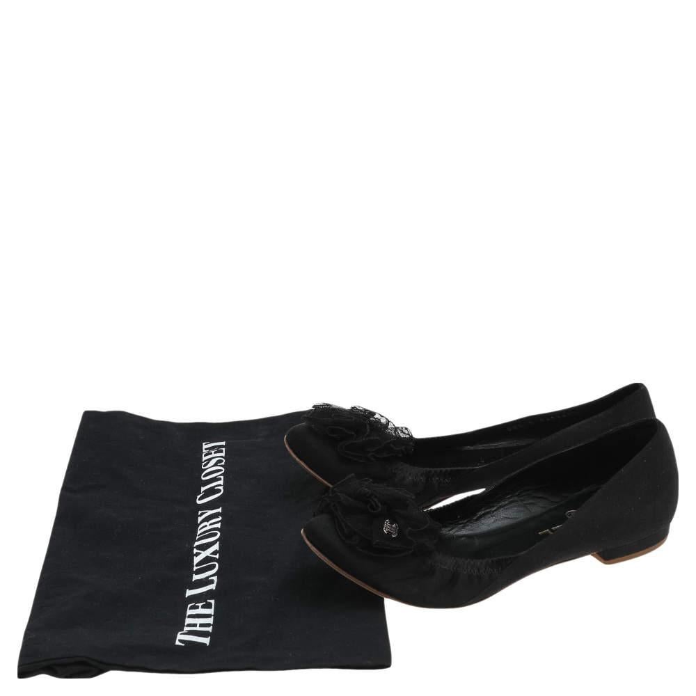 Chanel Black Satin CC Flower Embellished Ballet Flats Size 37.5 4
