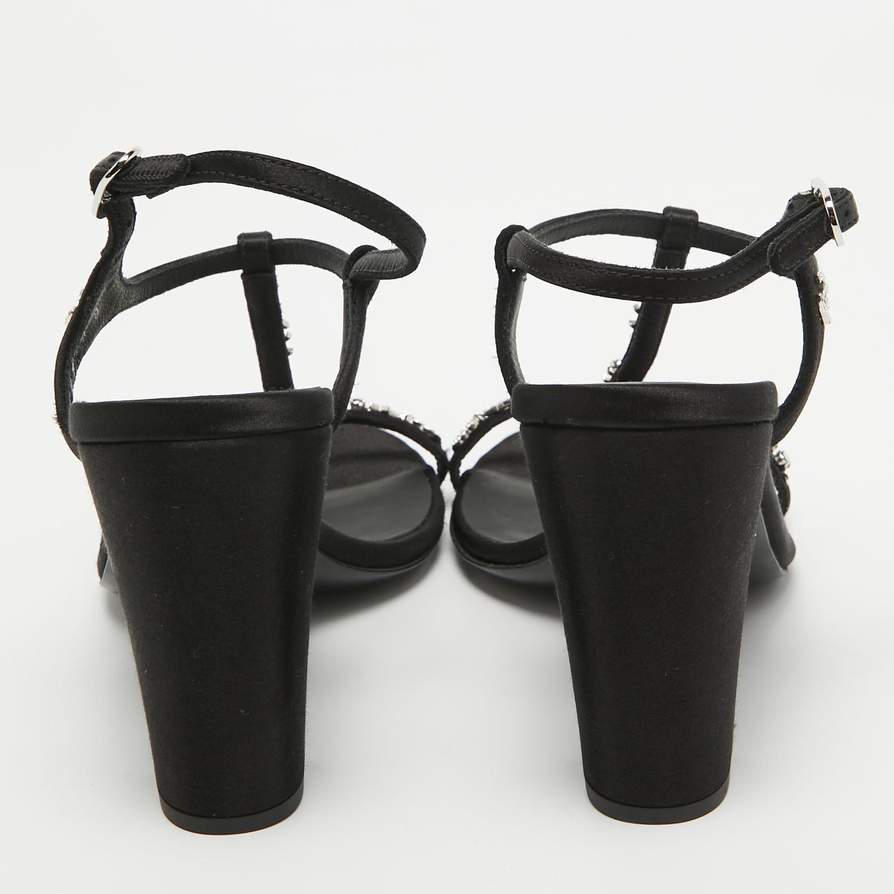 Chanel Black Satin Crystal Embellished CC Logo Sandals Size 37 In Excellent Condition In Dubai, Al Qouz 2