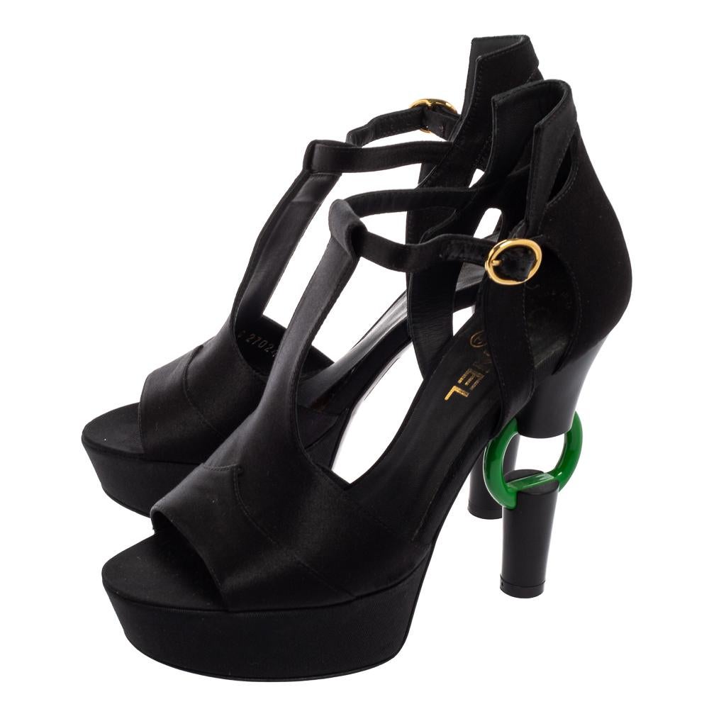 Chanel Black Satin Jade Platform Sandals Size 38 In Good Condition In Dubai, Al Qouz 2