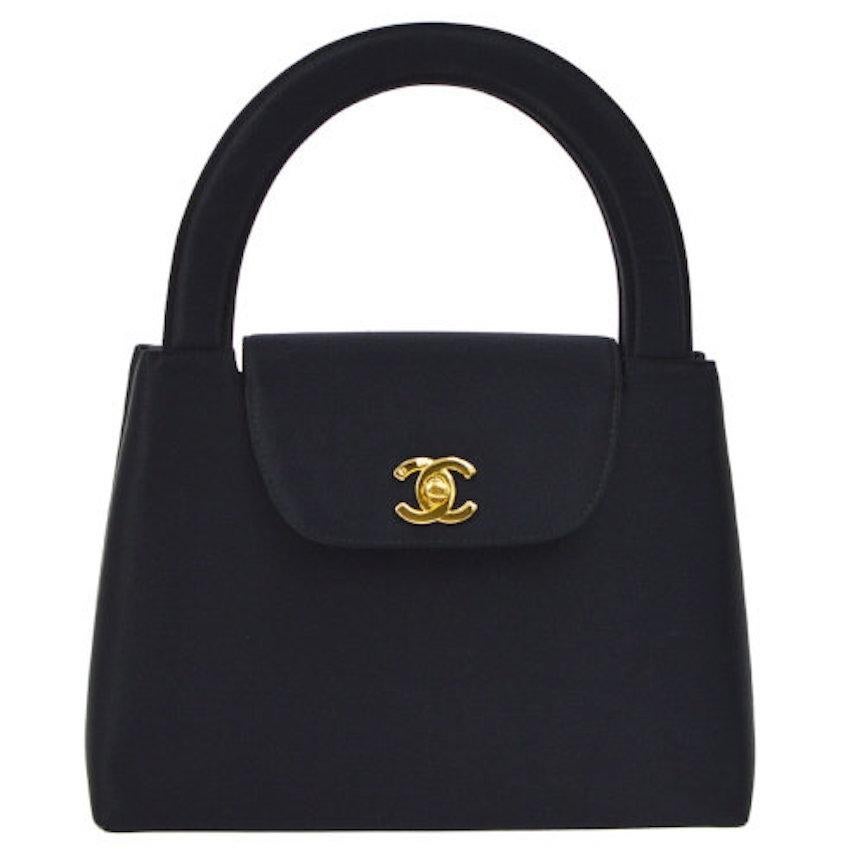 Sac à main Chanel en satin noir à poignée supérieure, style Kelly, mini sac de soirée
