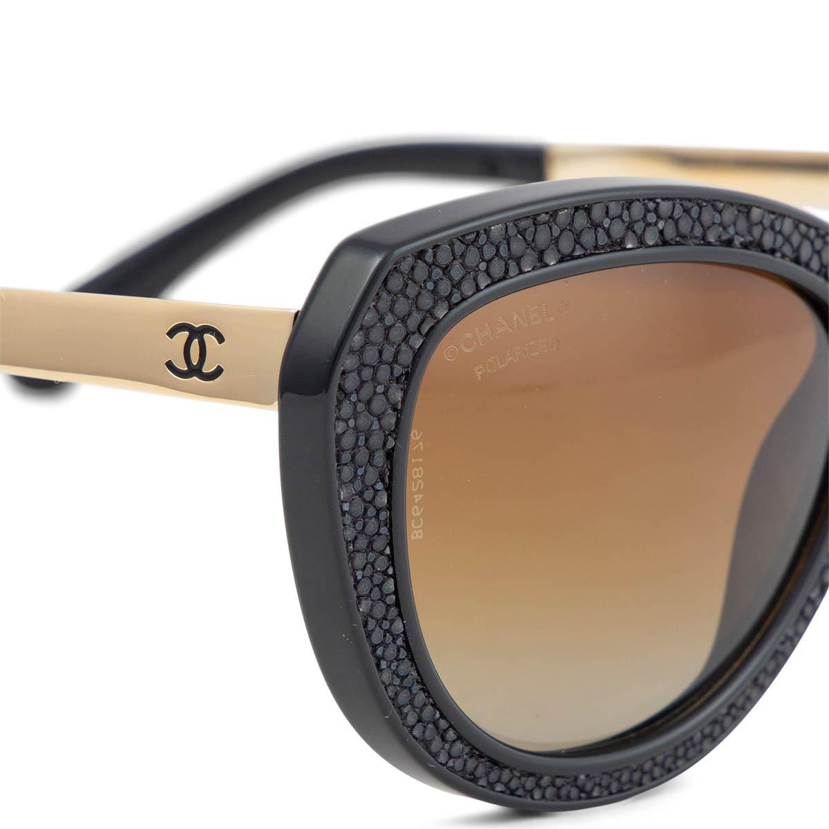 Brown CHANEL black Shagreen Oval Sunglasses 6046 For Sale