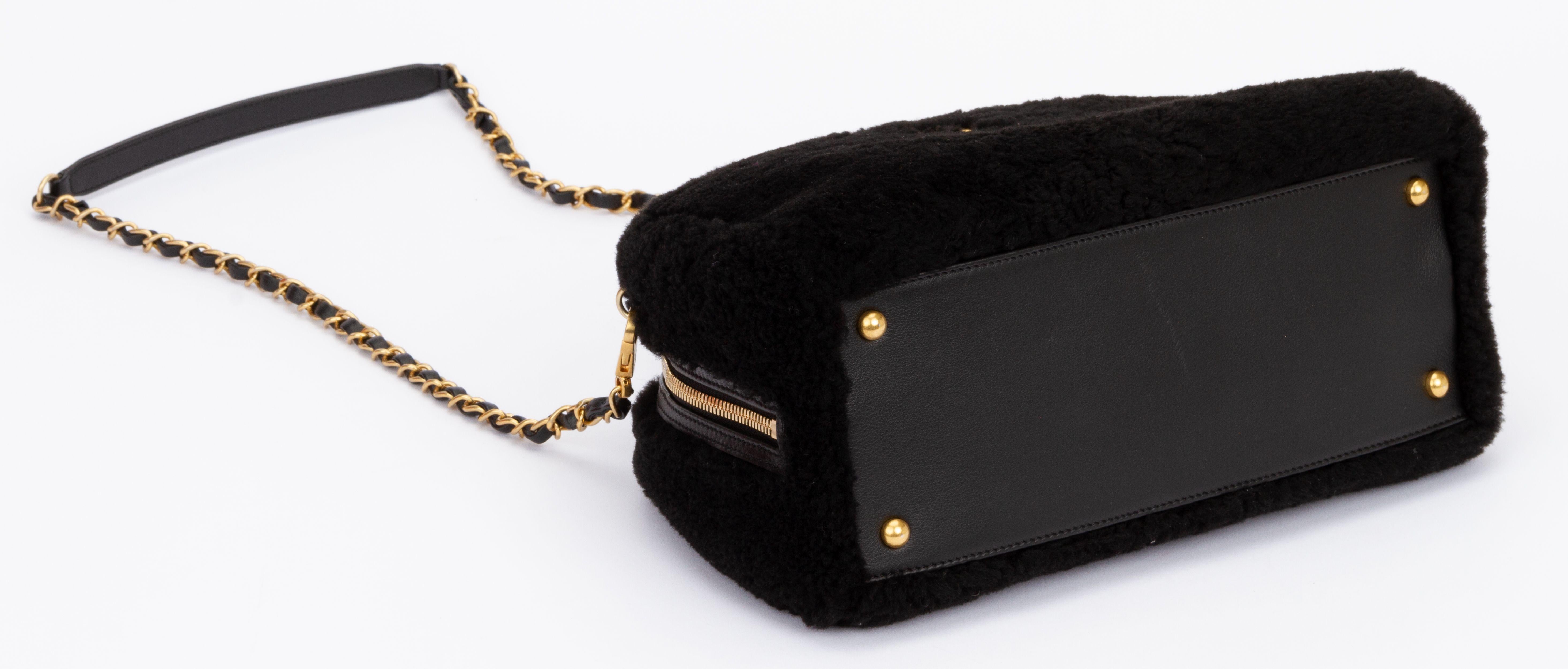 Women's Chanel Black Shearling Bowler Bag Strap For Sale