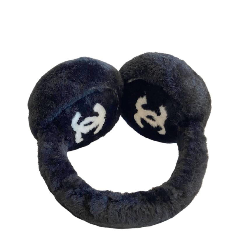 Women's Chanel Black Shearling CC Logo Earmuffs For Sale