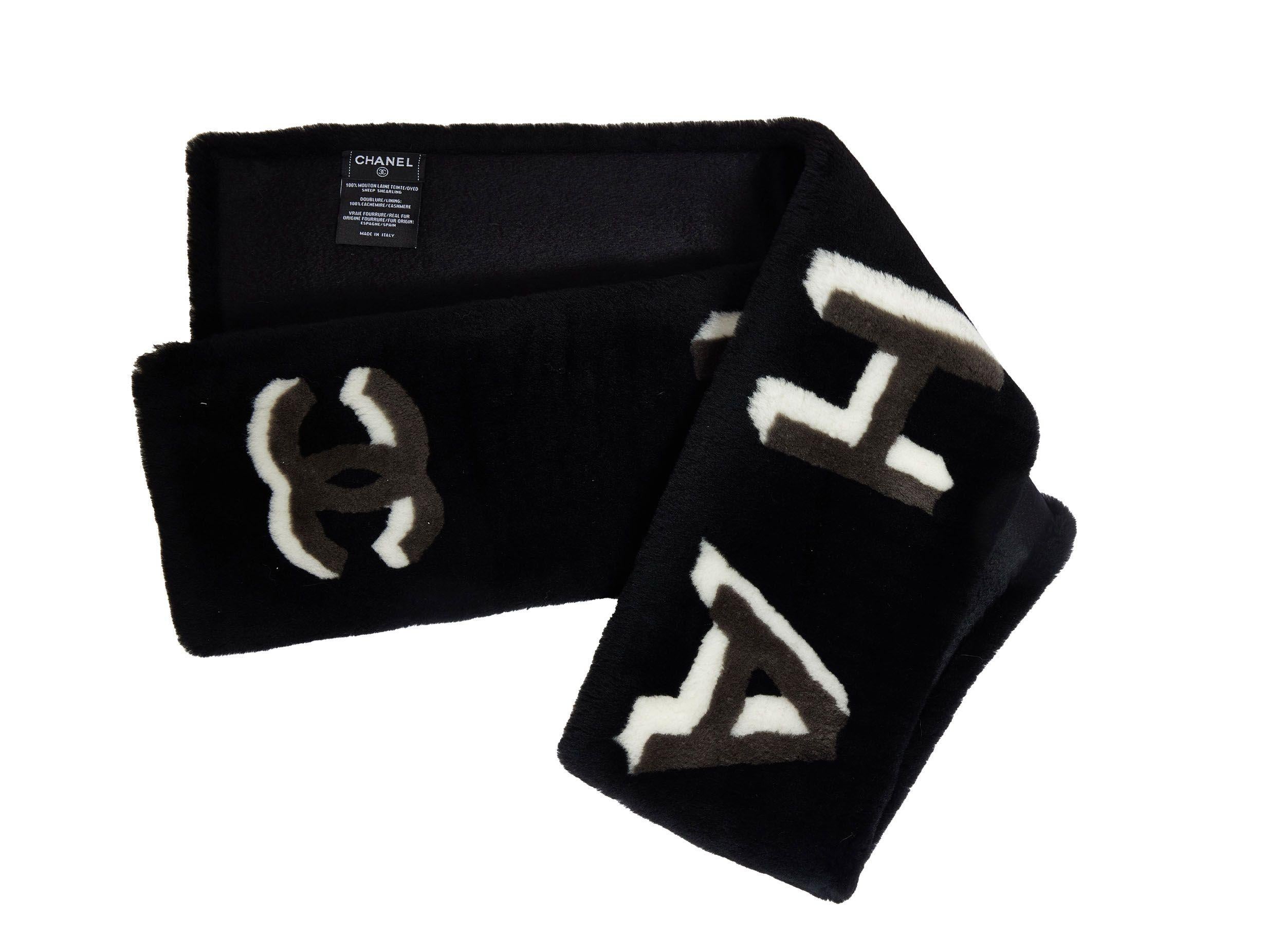 Chanel Black Sheepskin 3D Logo Scarf New In New Condition For Sale In West Hollywood, CA