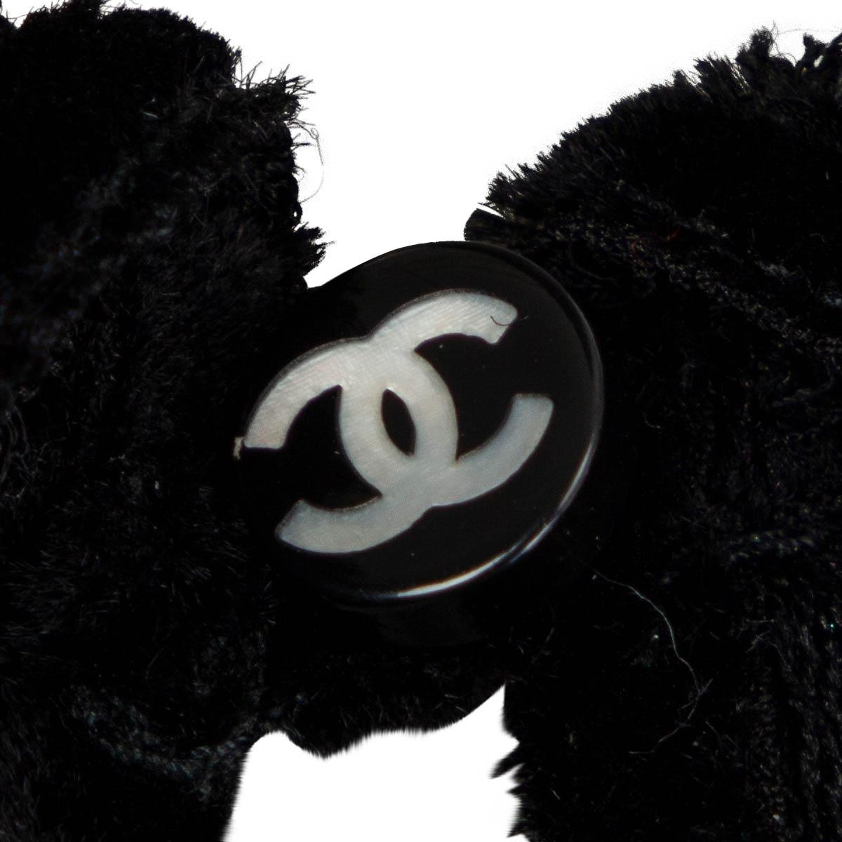 Chemisier Chanel noir à manches courtes en dentelle étoile avec capuchon, taille M Pour femmes en vente