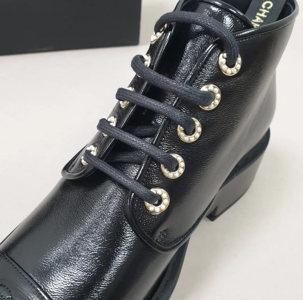 Chanel Black Shiny Calfskin Pearl Lace-Up Combat Short Boots  For Sale 1