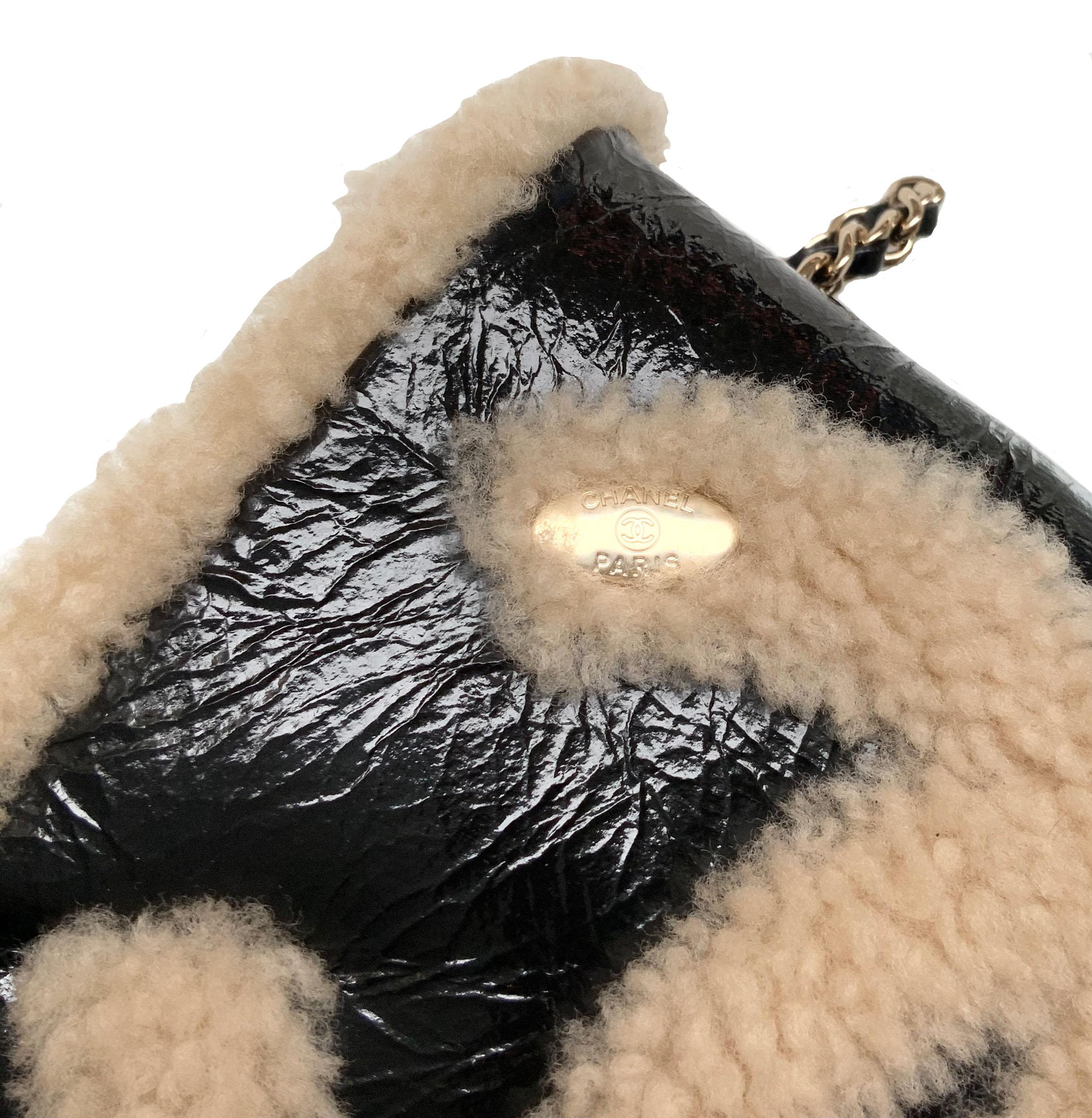 Chanel Black Shiny Crumpled Sheepskin and Shearling Sheepskin Flap Bag 2