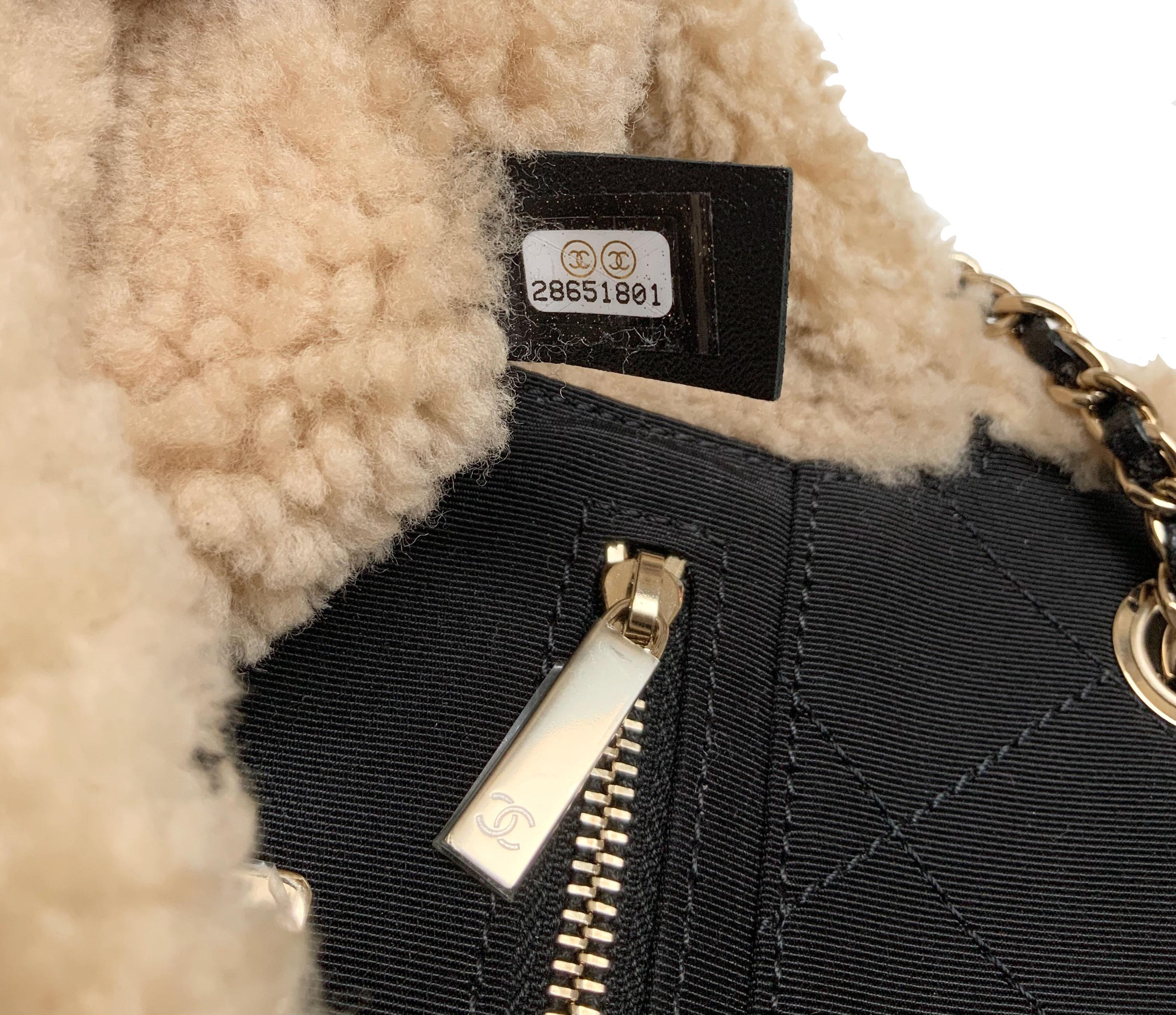 Chanel Black Shiny Crumpled Sheepskin and Shearling Sheepskin Flap Bag 5