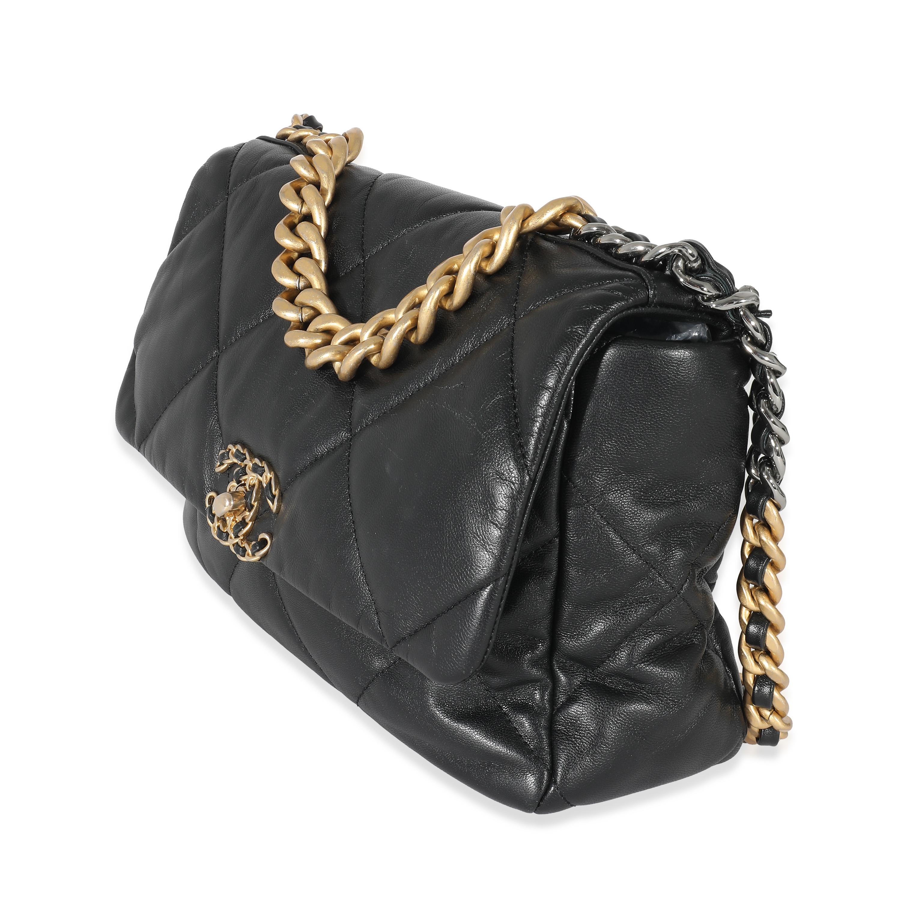 Women's or Men's Chanel Black Shiny Lambskin Chanel 19 Flap Bag