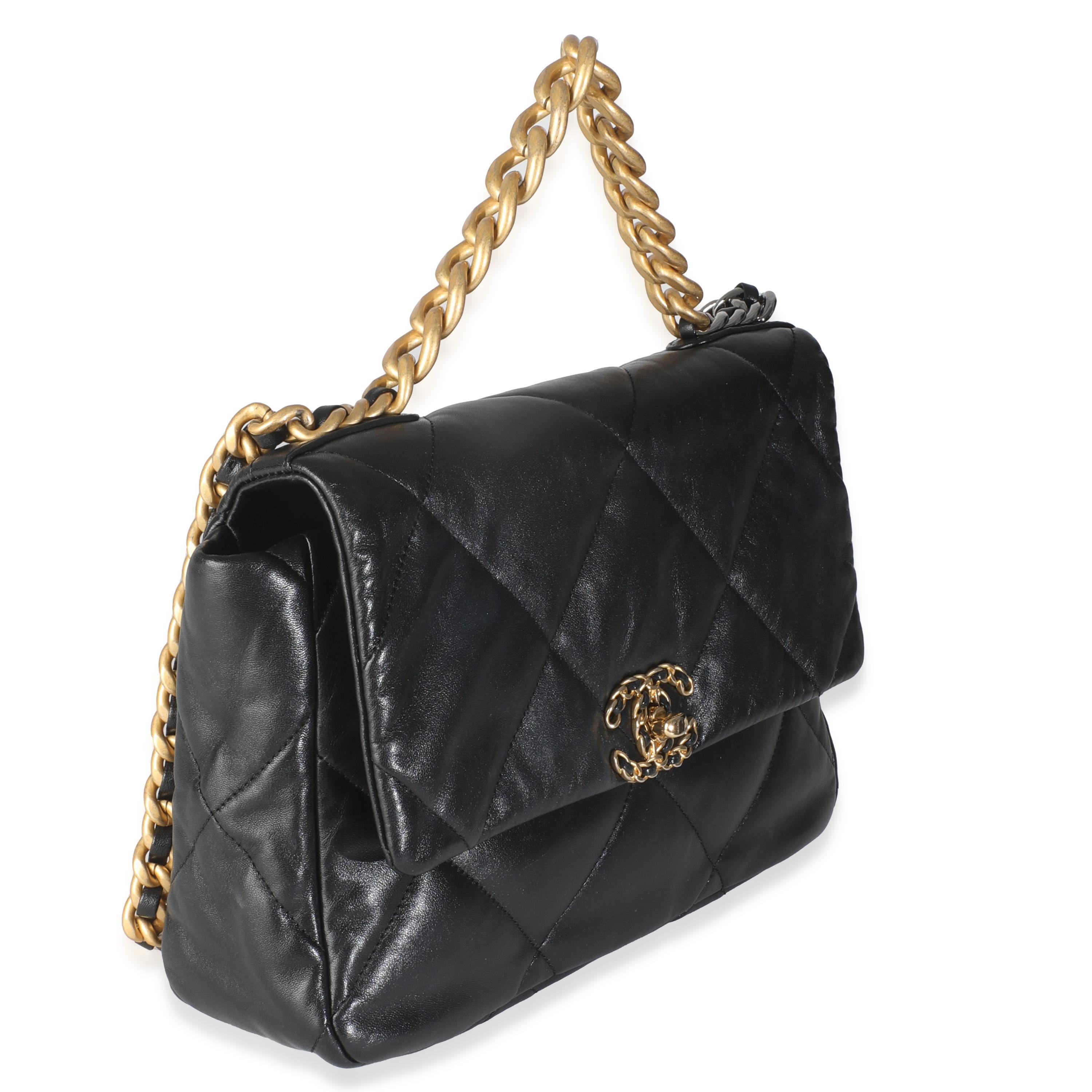 Noir Chanel Black Shiny Lambskin Large Chanel 19 Flap Bag en vente