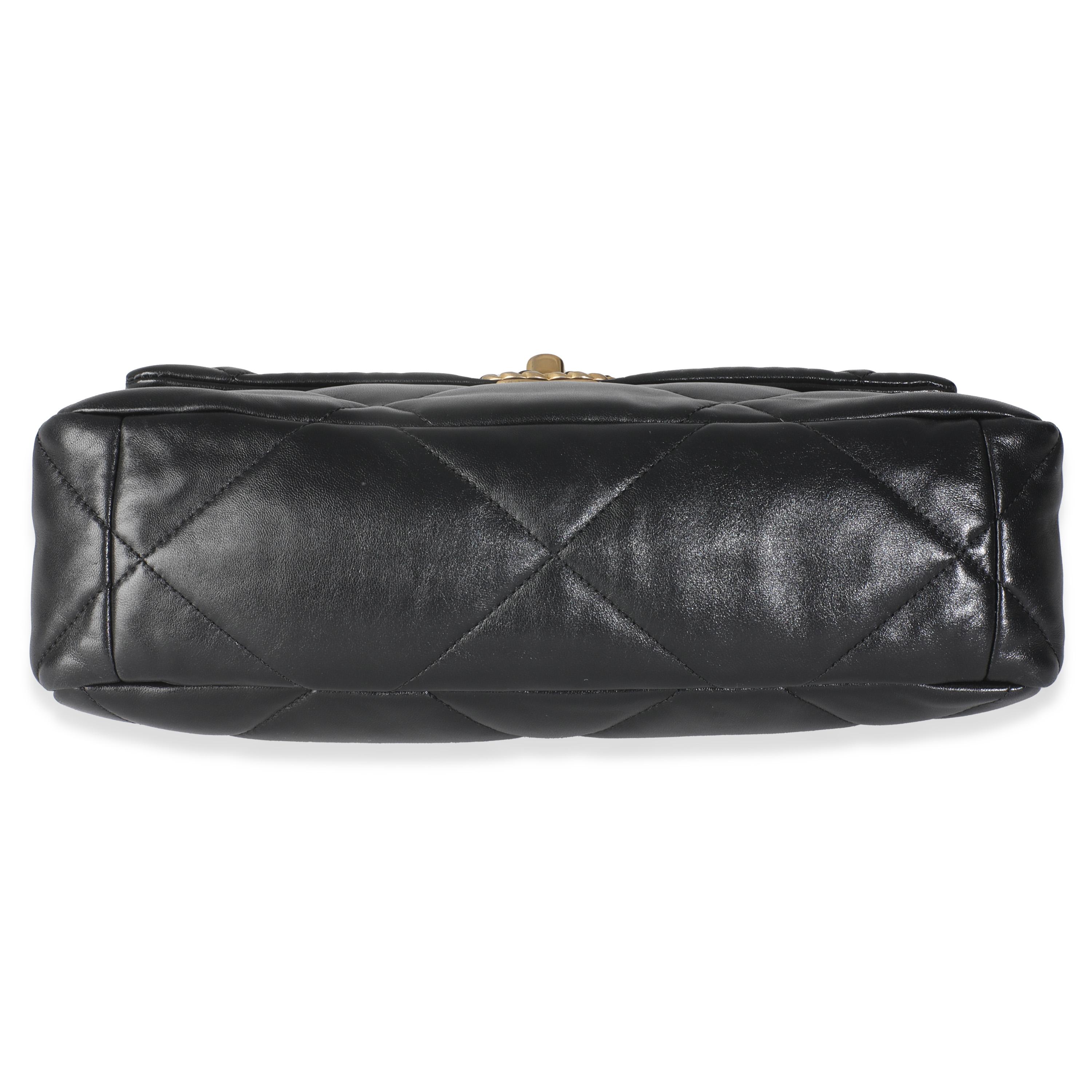 Chanel Black Shiny Lambskin Large Chanel 19 Flap Bag en vente 3