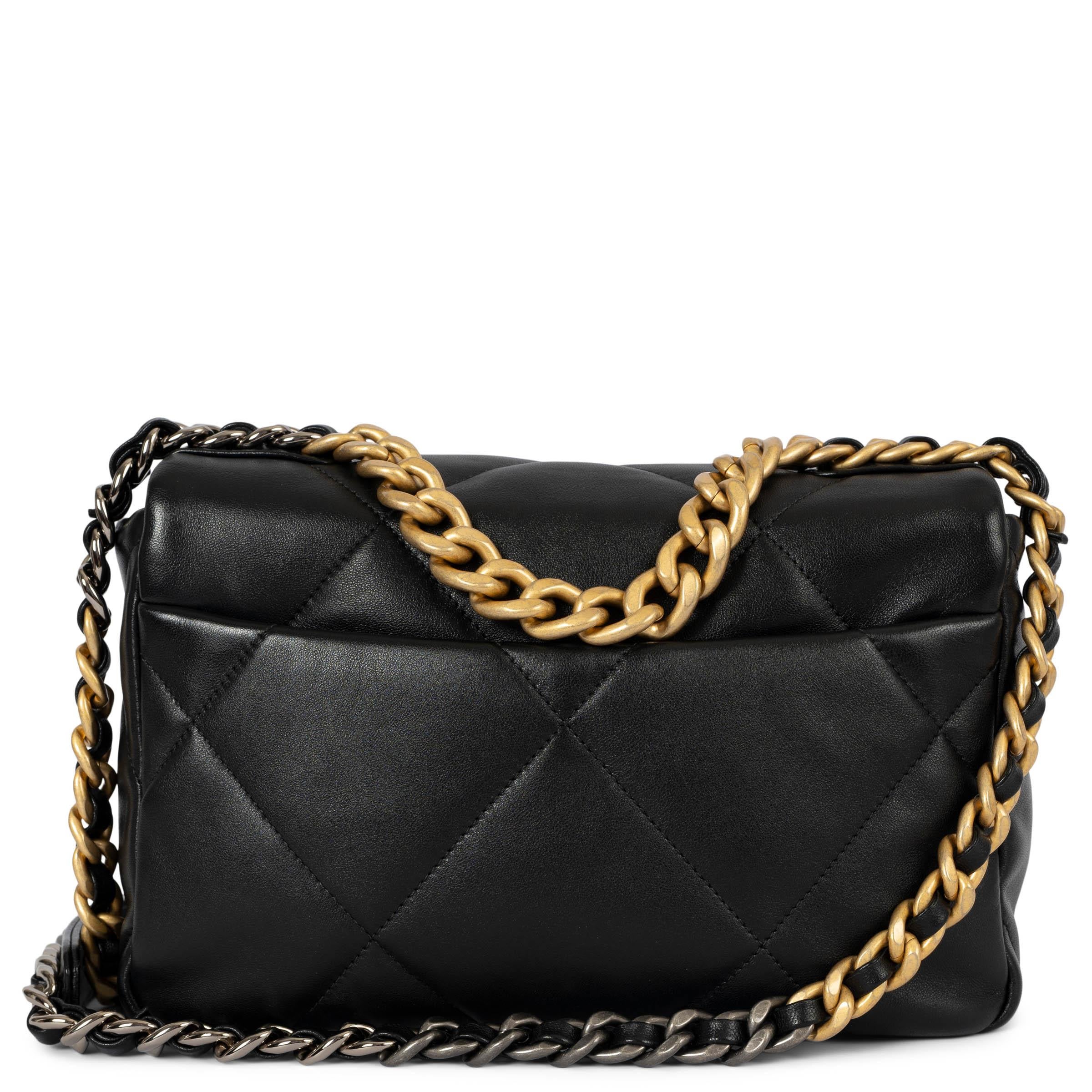 Black CHANEL black shiny lambskin leather 19 MEDIUM Shoulder Bag