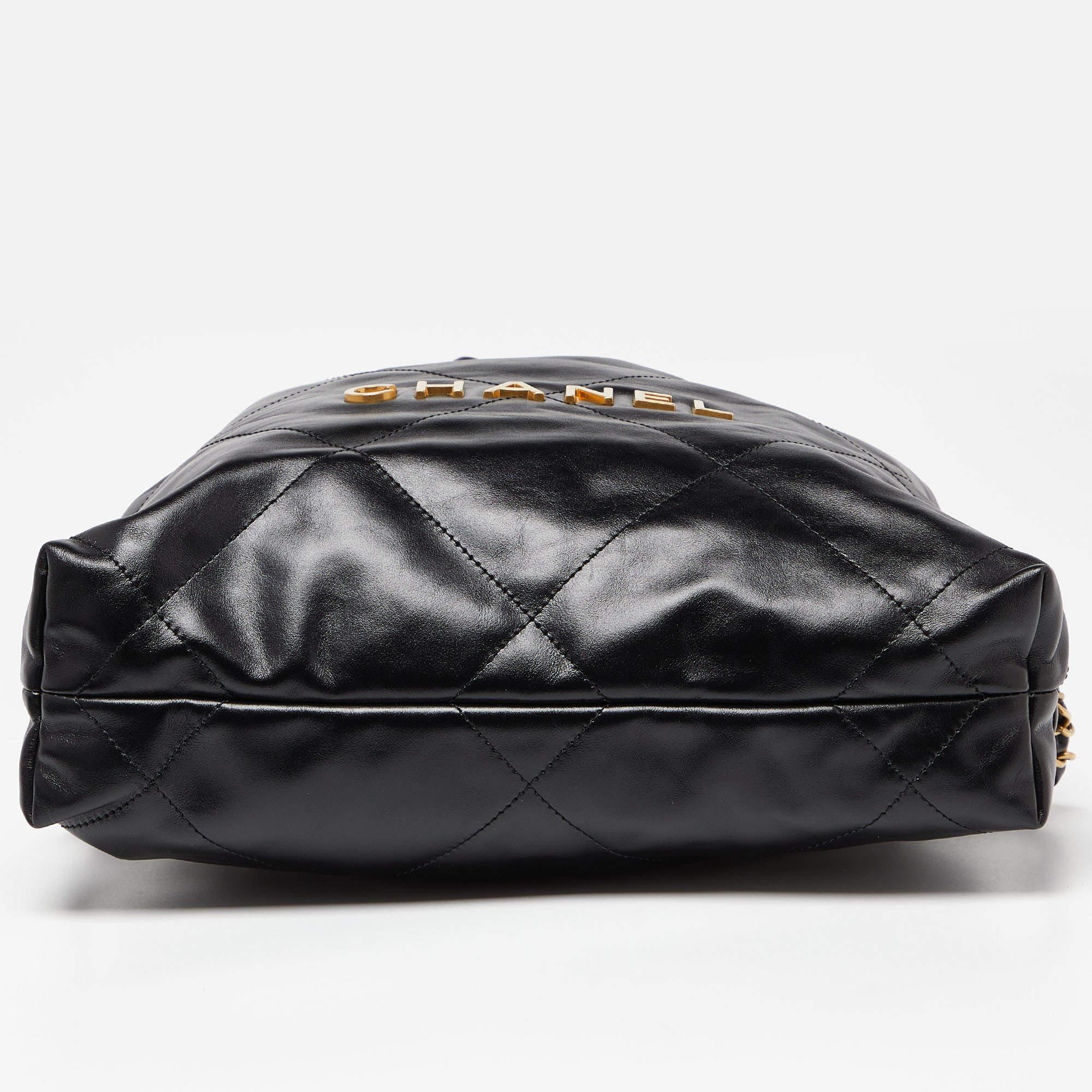 Chanel Black Shiny Quilted Leather 22 Backpack For Sale 1