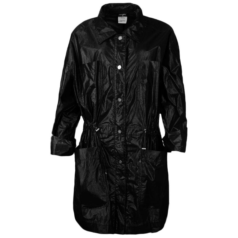 Chanel Black Shiny Snap Jacket with Elastic Cinched Waist sz FR40 For Sale