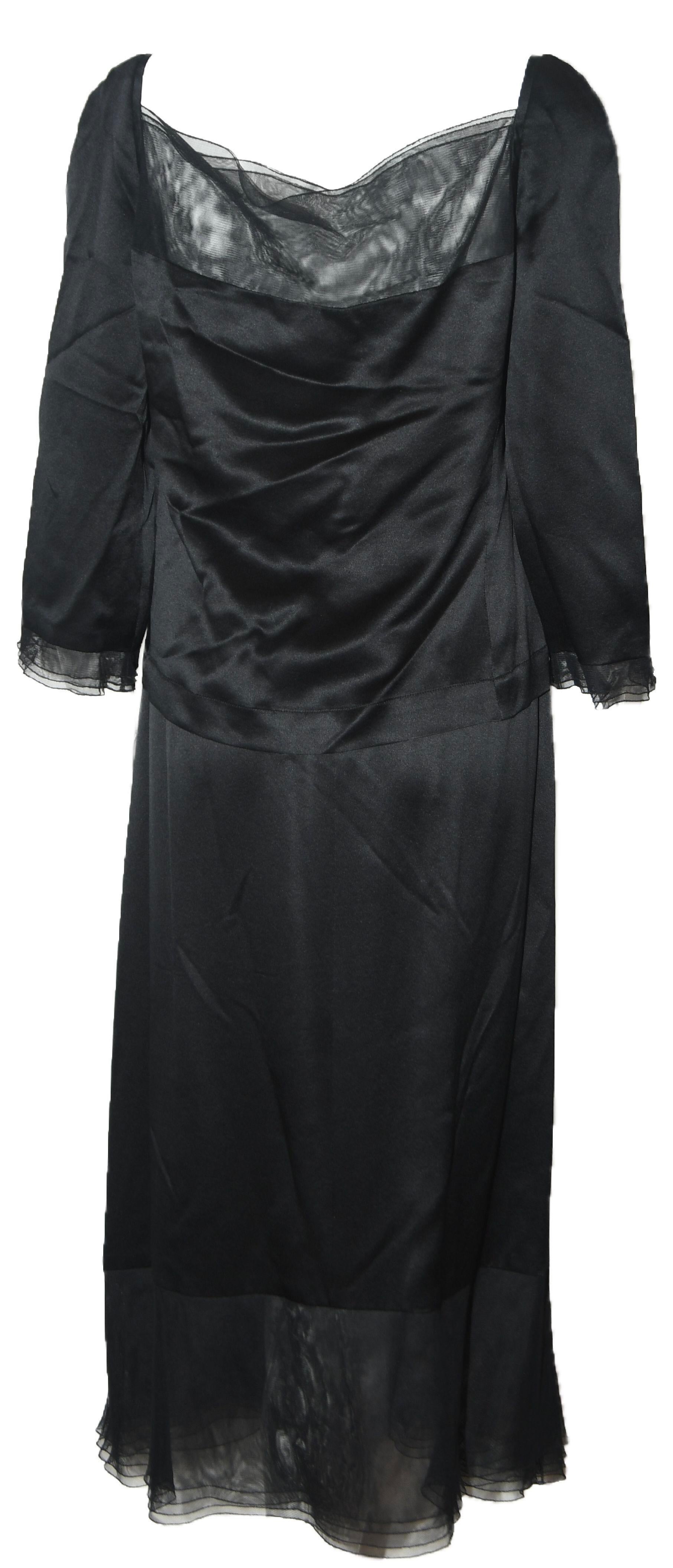 Chanel Black Silk 2 Piece Long Sleeve Top & Long Skirt Dress 42 In Excellent Condition For Sale In Palm Beach, FL