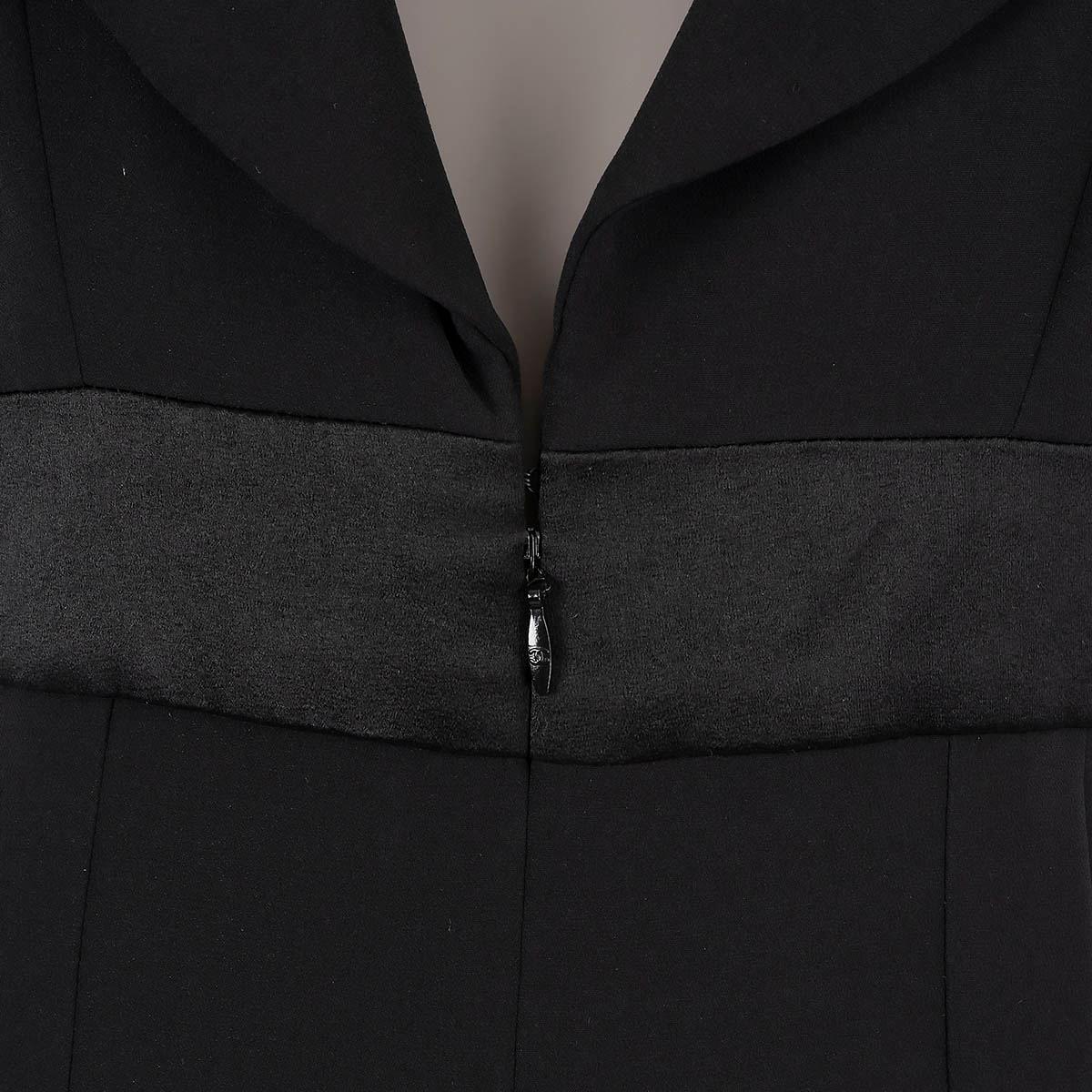 CHANEL black silk 2007 07A SATIN TRIM Short Sleeve Cocktail Dress 36 XS For Sale 3