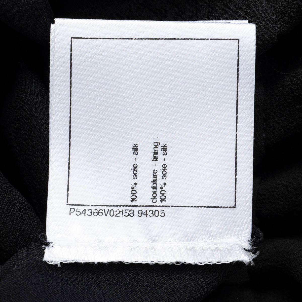 CHANEL Pantalon à lèvre en soie noire 16A ROME CHIFFON 38 S, 2016 en vente 3