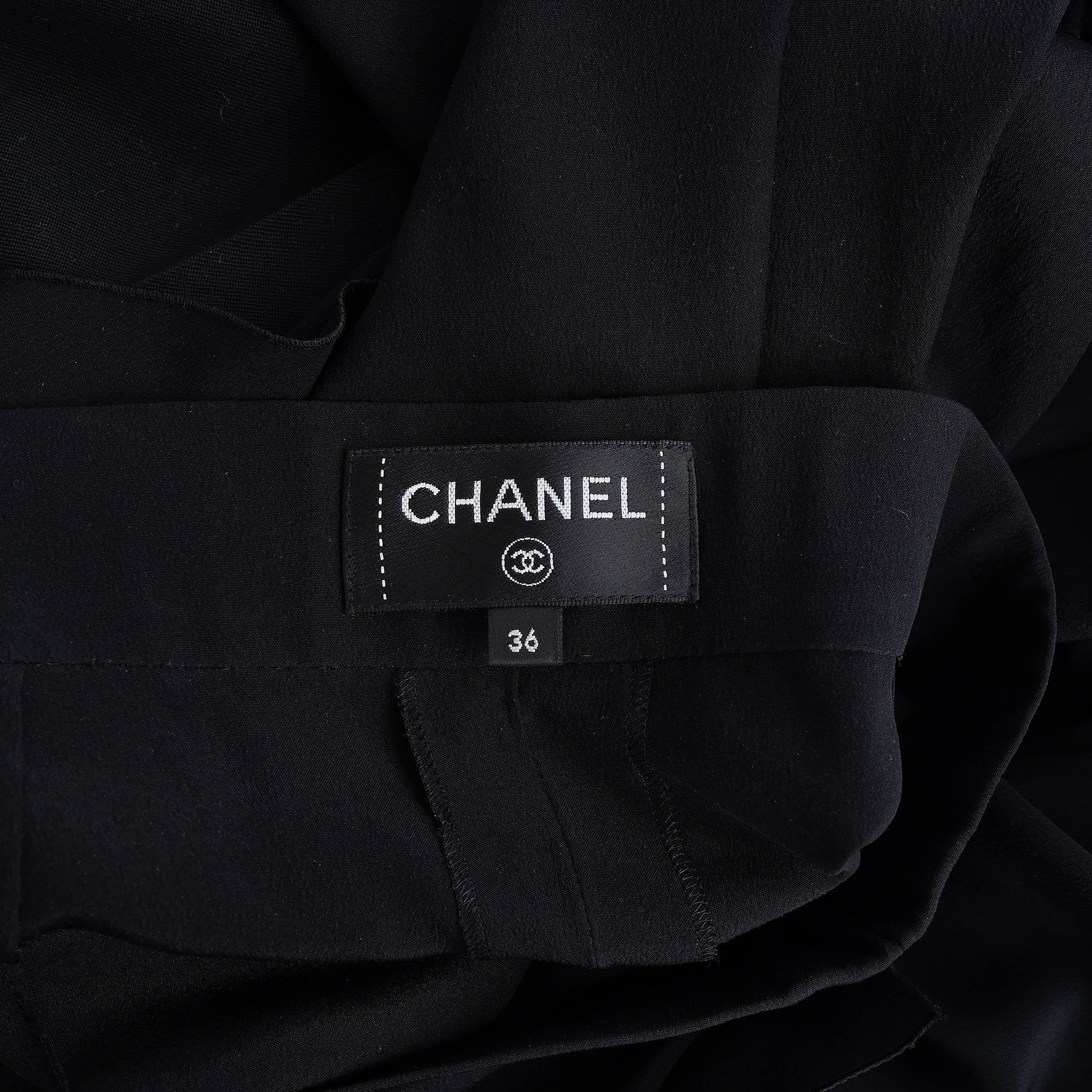 CHANEL black silk 21C CAPRI SIDE RUFFLE Pants 36 XS For Sale 2
