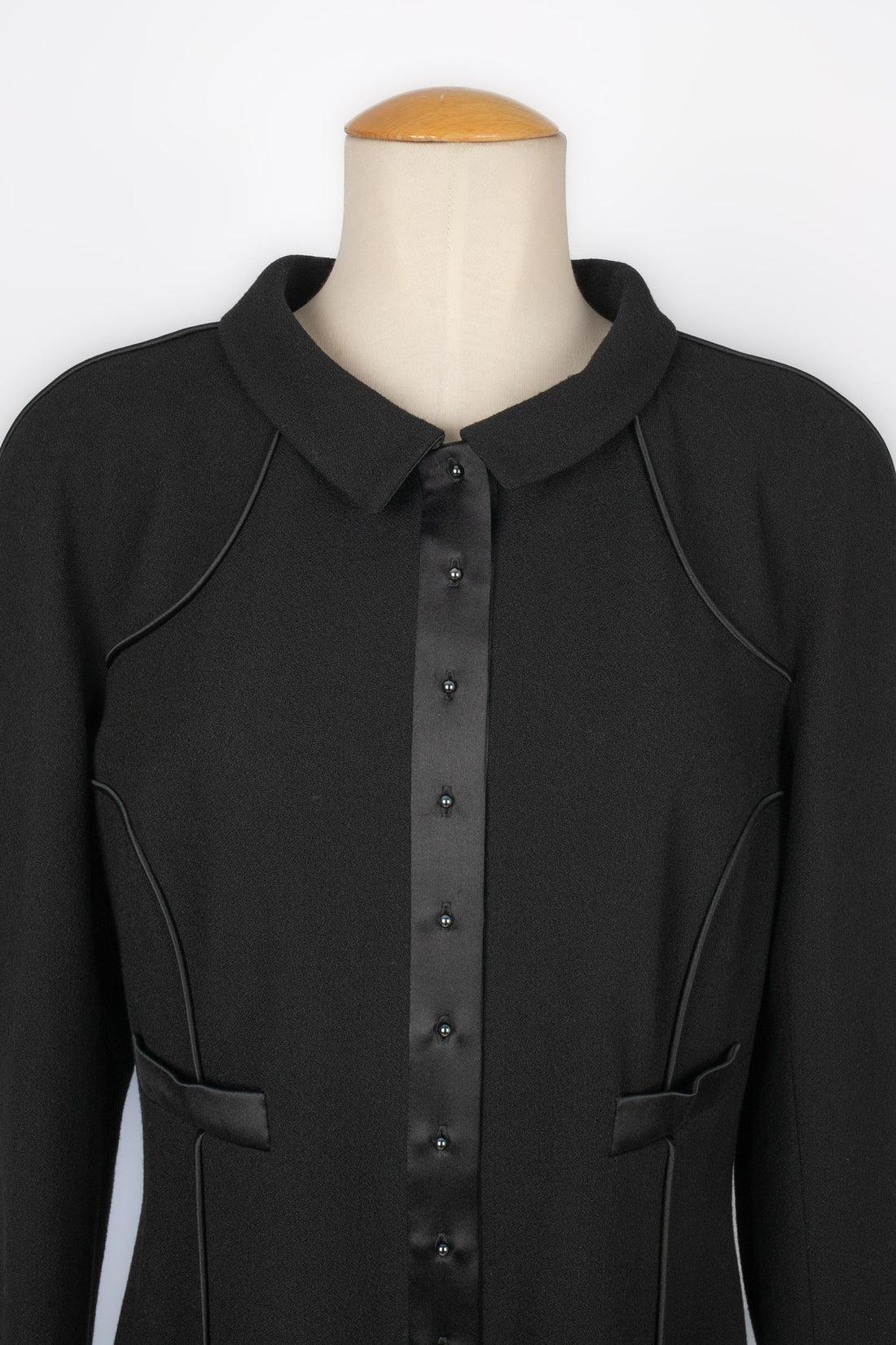 Chanel Black Silk and Wool Pant Suit Fall, 2002 For Sale 3