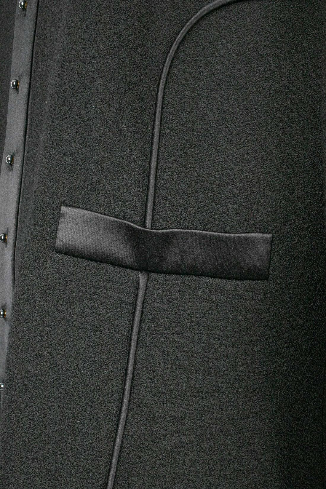 Chanel Black Silk and Wool Pant Suit Fall, 2002 For Sale 4