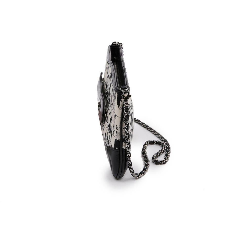 CHANEL Black Silk Clutch Coco Chanel Bag  In Good Condition In Paris, FR