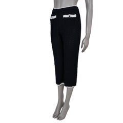CHANEL black silk & cotton 22C DUBAI CROCHET CROPPED Pants 36 XS