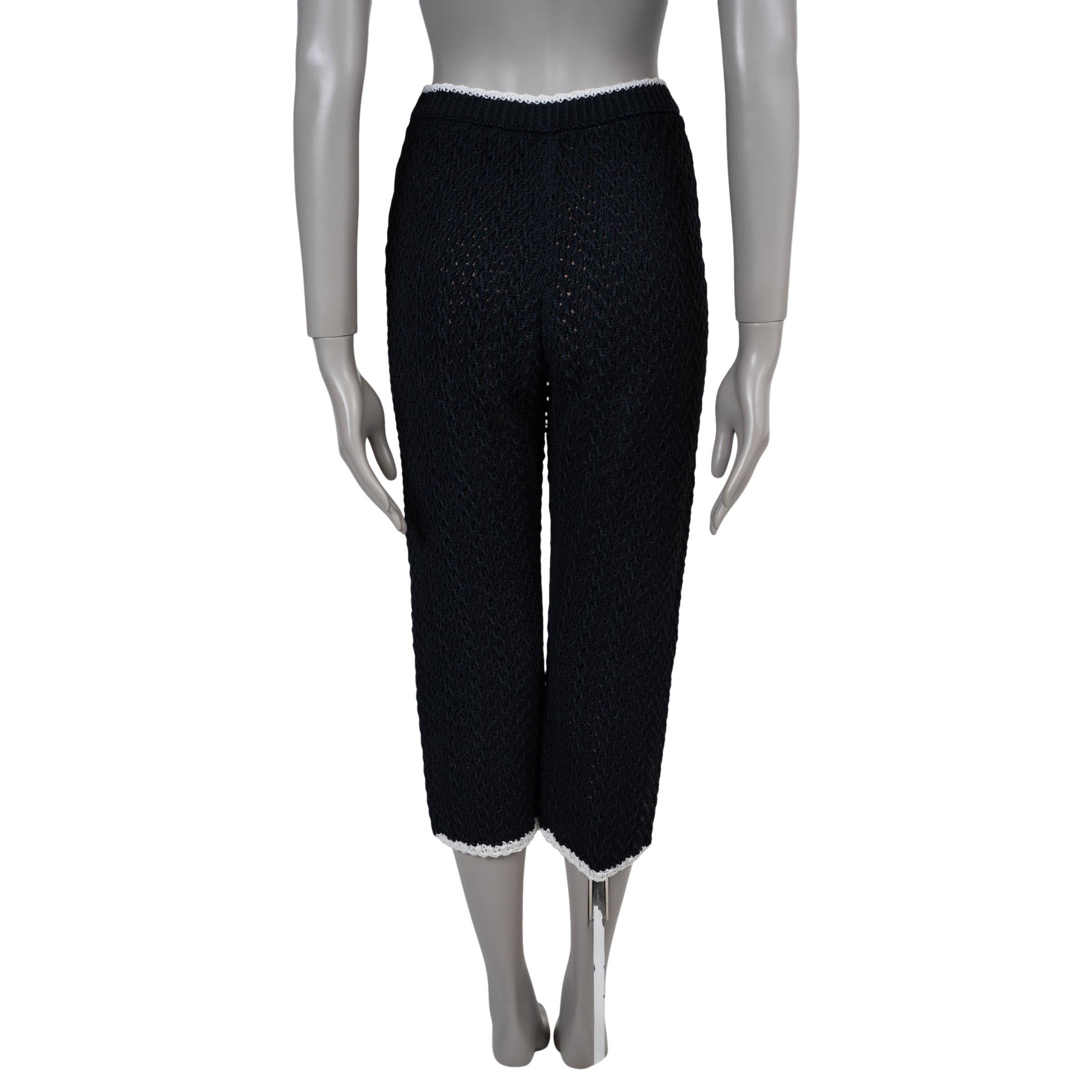 Black CHANEL black silk & cotton 22C DUBAI CROCHET CROPPED Pants 36 XS For Sale