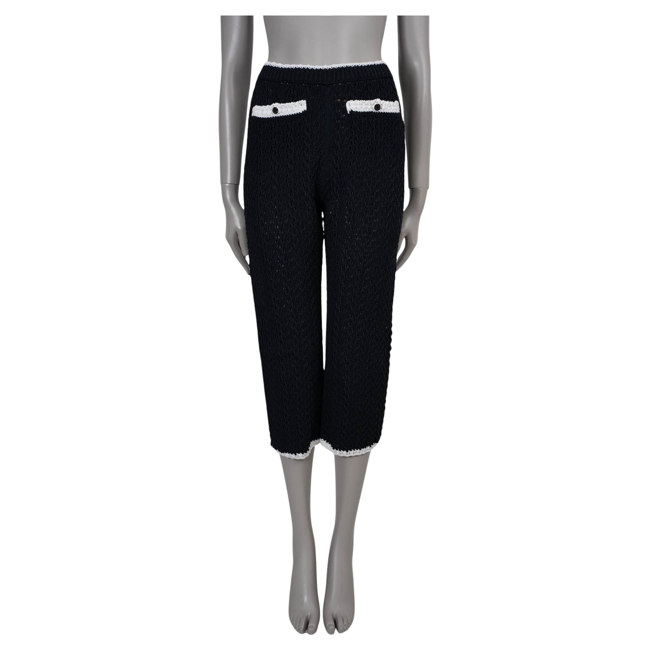 CHANEL black silk & cotton 22C DUBAI CROCHET CROPPED Pants 36 XS For Sale