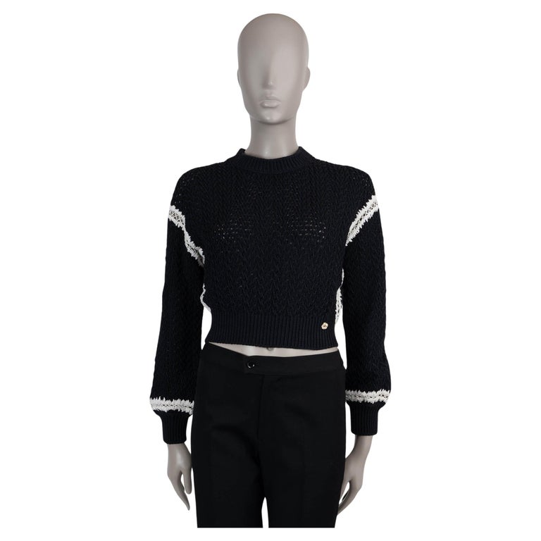 CHANEL black silk and cotton 22C DUBAI CROCHET CROPPED Sweater 36