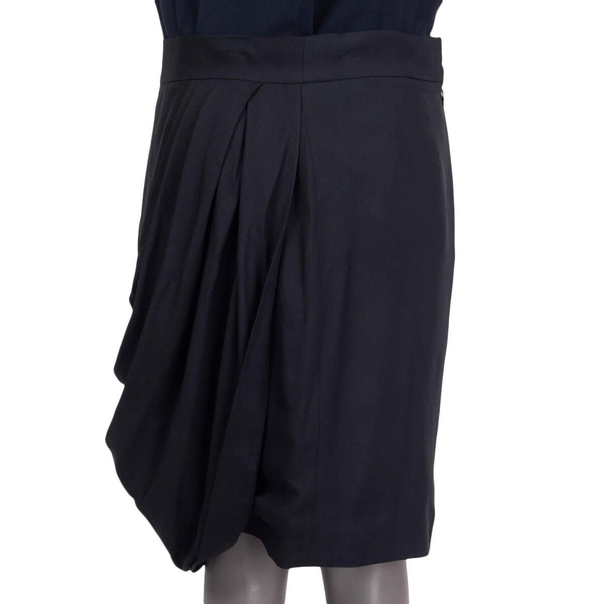 Women's CHANEL black silk DRAPED Skirt 40 M For Sale