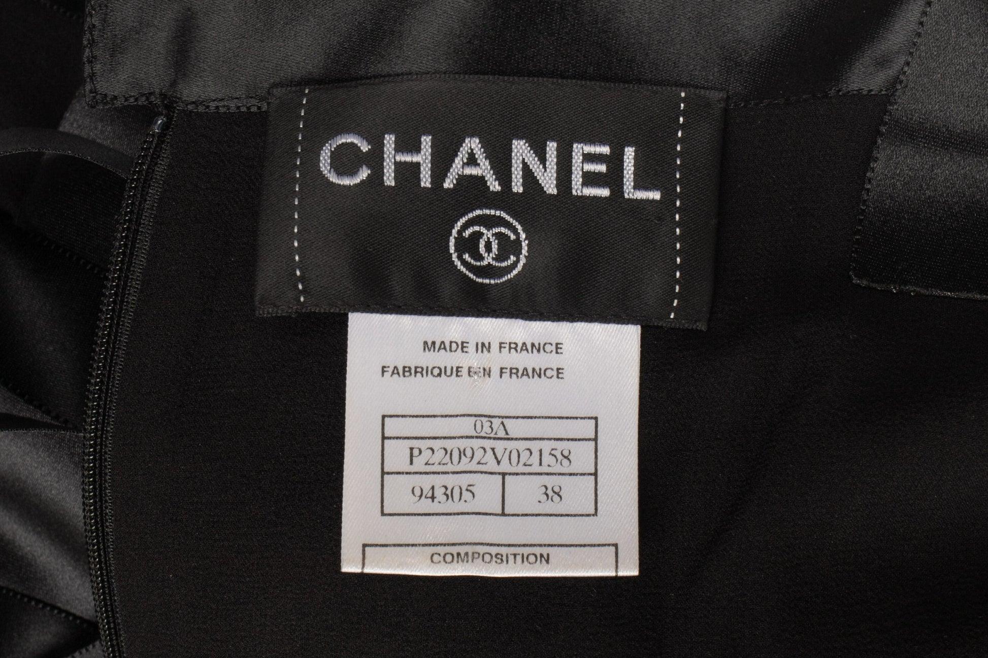 Vestido de seda negra Chanel, 2003 5