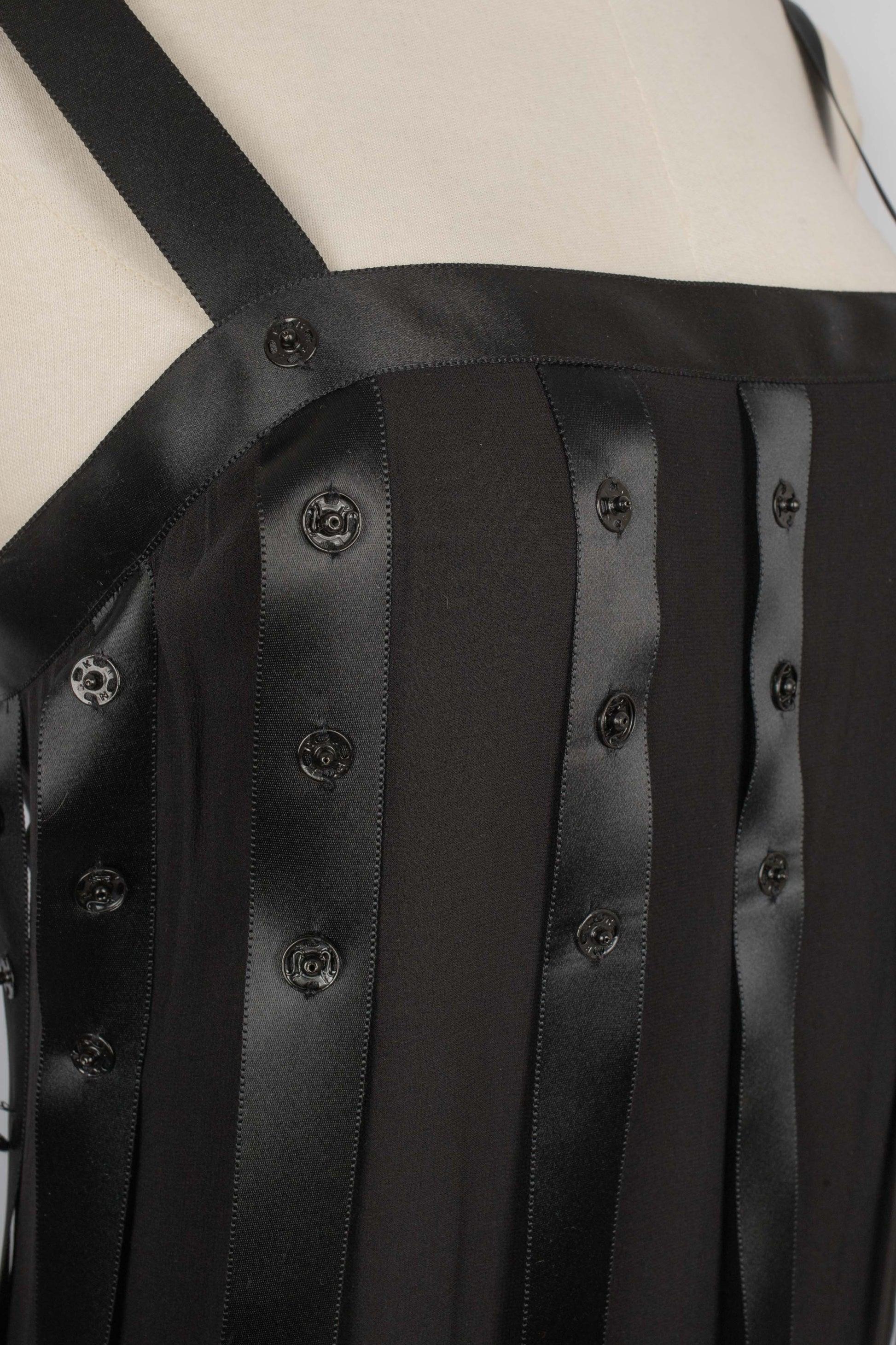 Vestido de seda negra Chanel, 2003 1